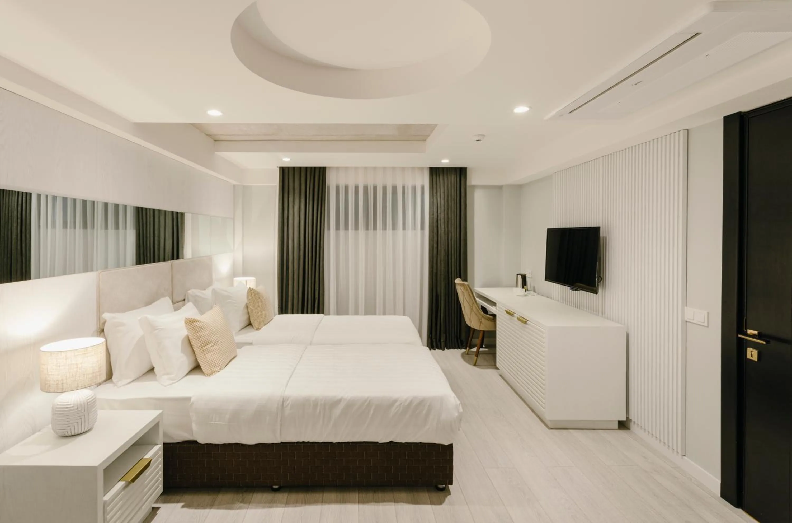 Photo of the whole room, Bed in Original Boutique Aparthotel