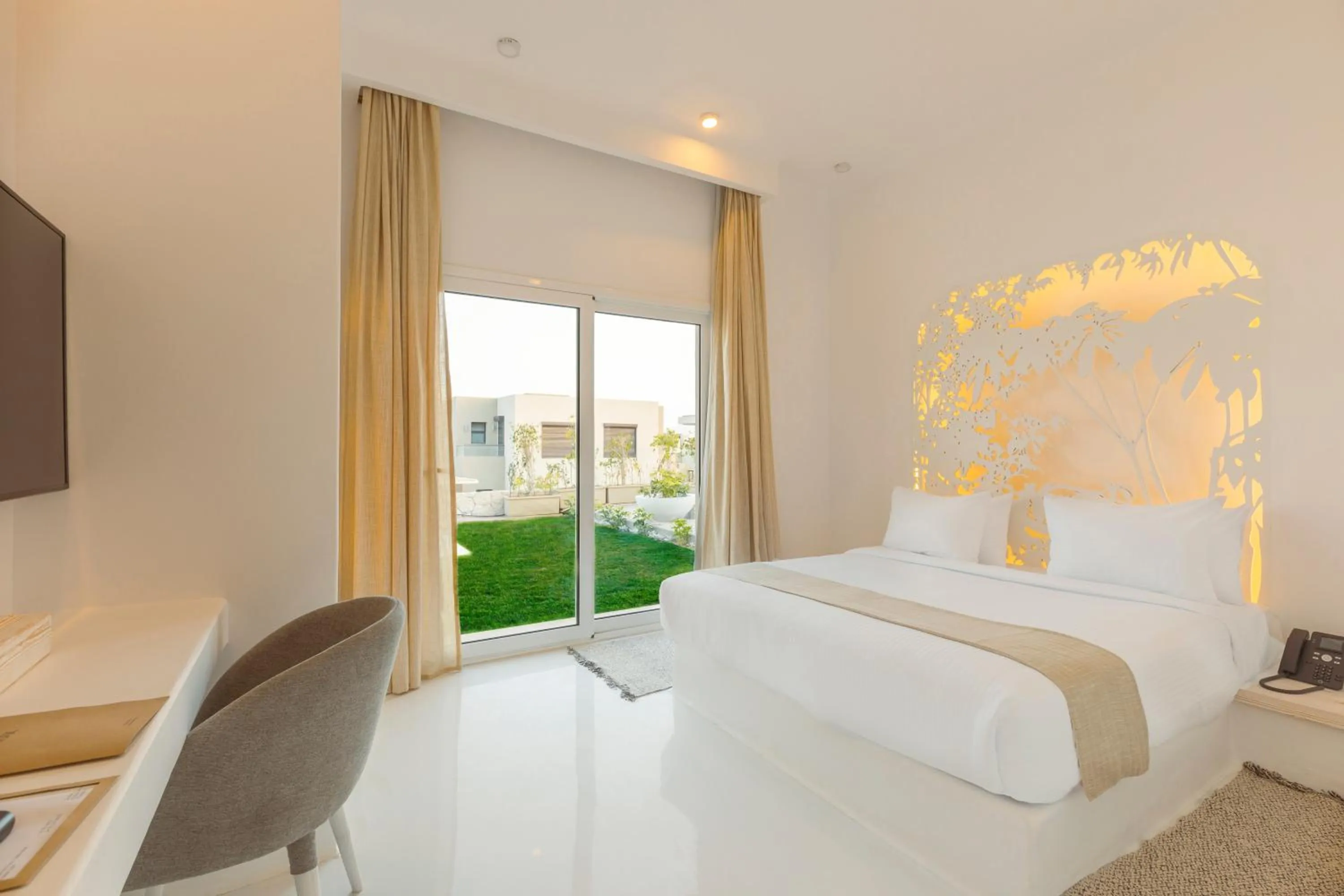 Bedroom, Bed in Tanoak Resort