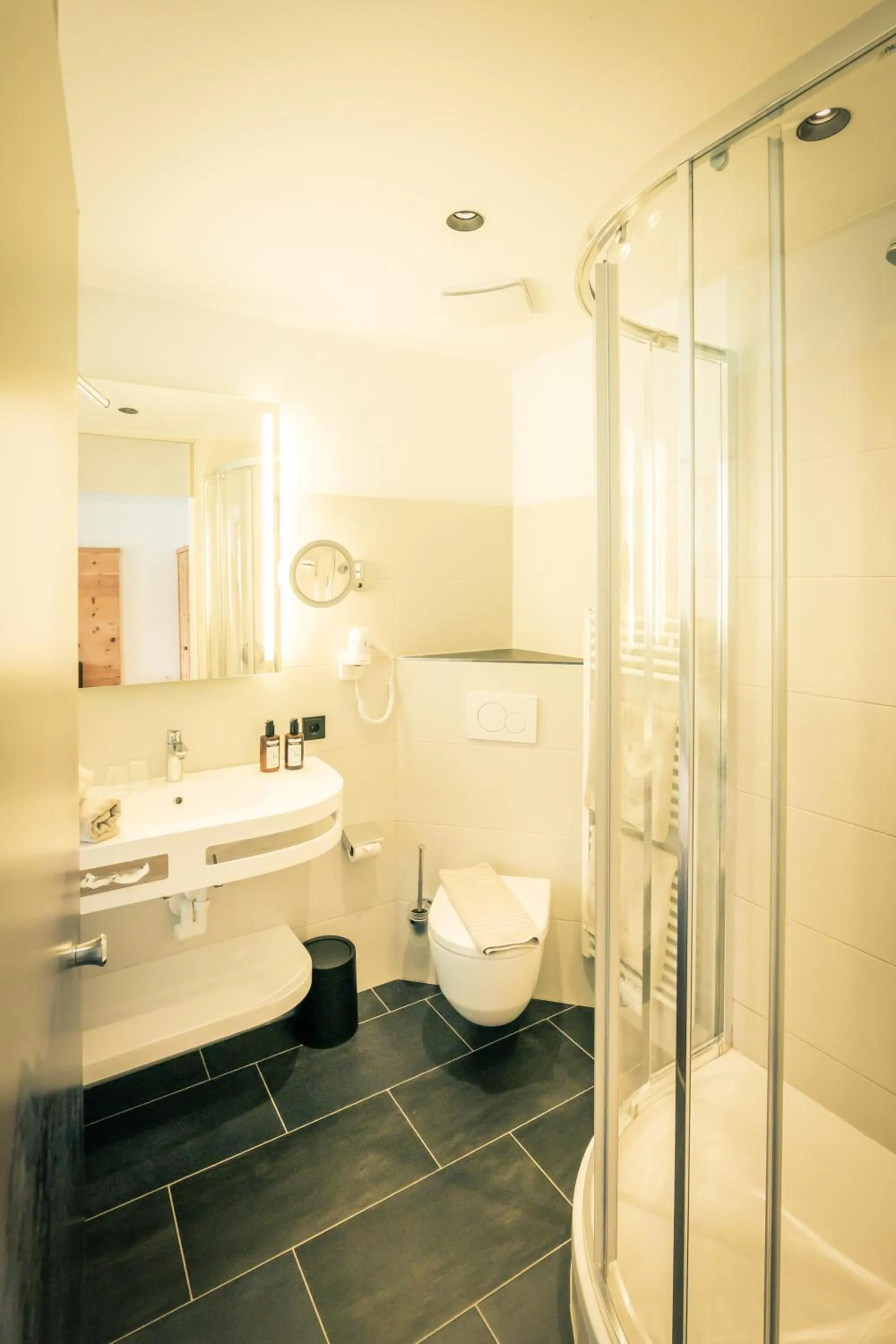 Bathroom in Posthotel Lechtal, Arlberg