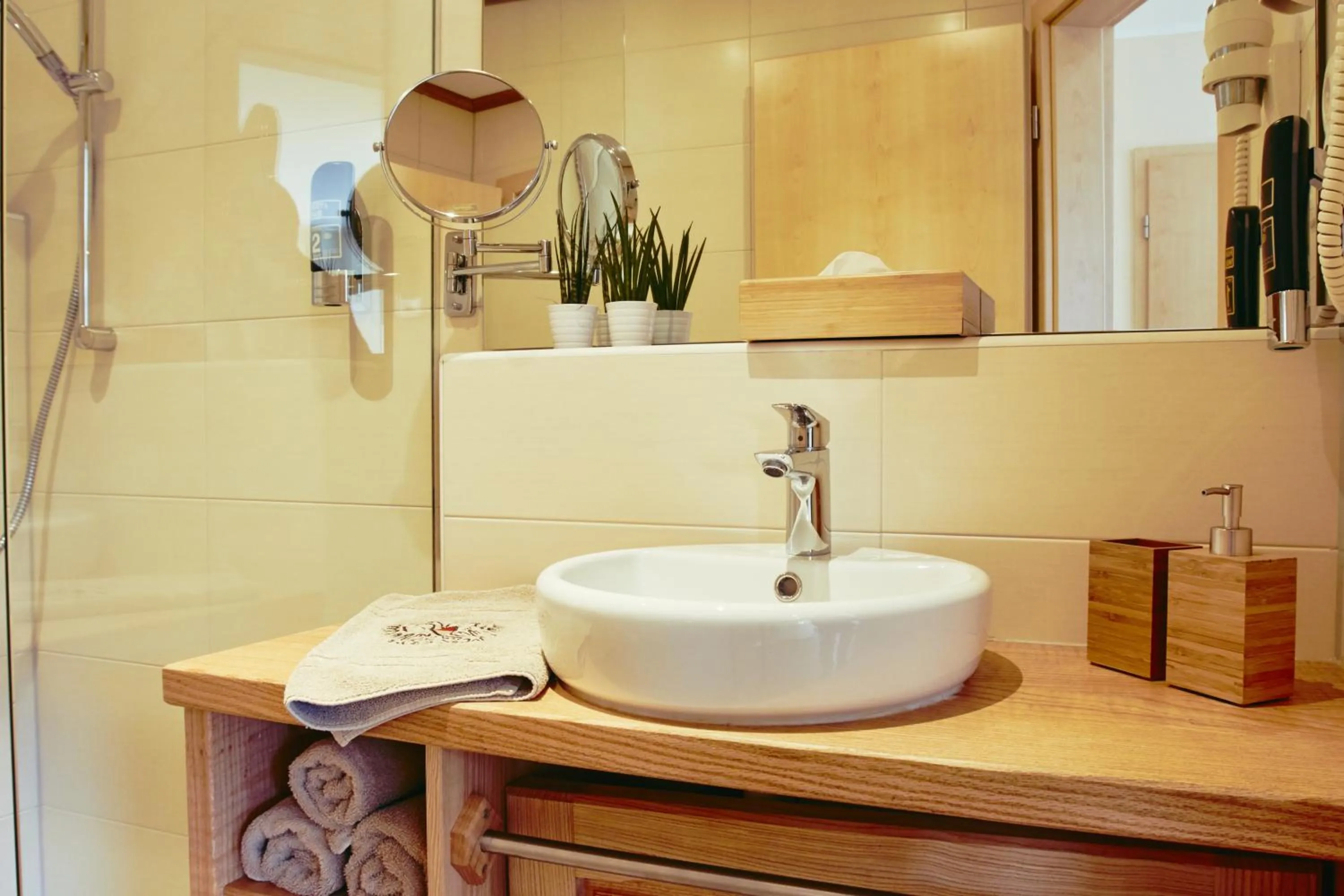 Bathroom in Hotel Restaurant Doppeladler