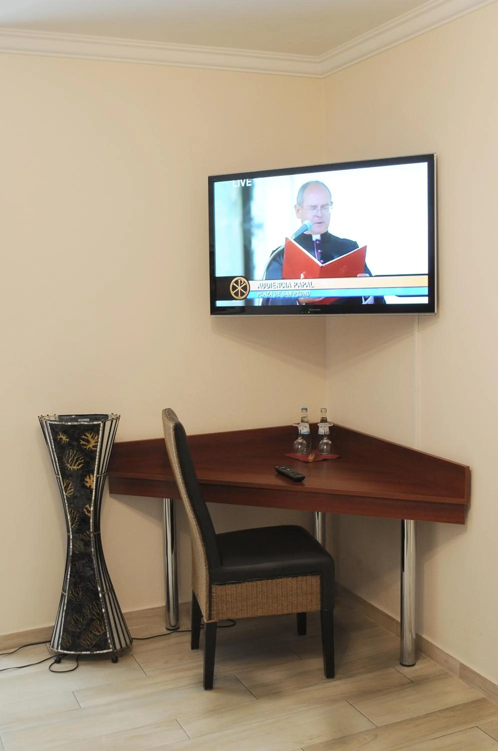 Day in Hotel Restaurant Doppeladler