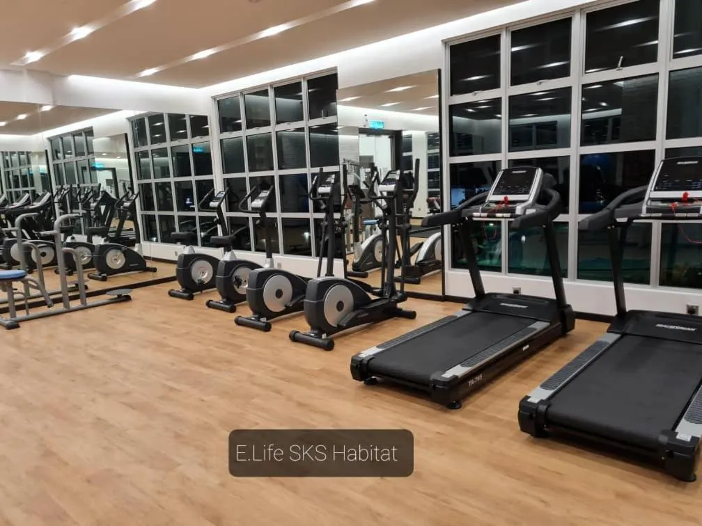 Fitness centre/facilities in E Life SKS Habitat With WiFi Netflix
