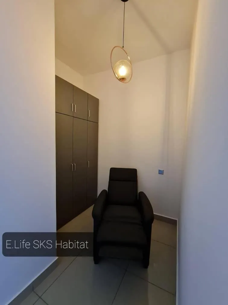 Seating area in E Life SKS Habitat With WiFi Netflix