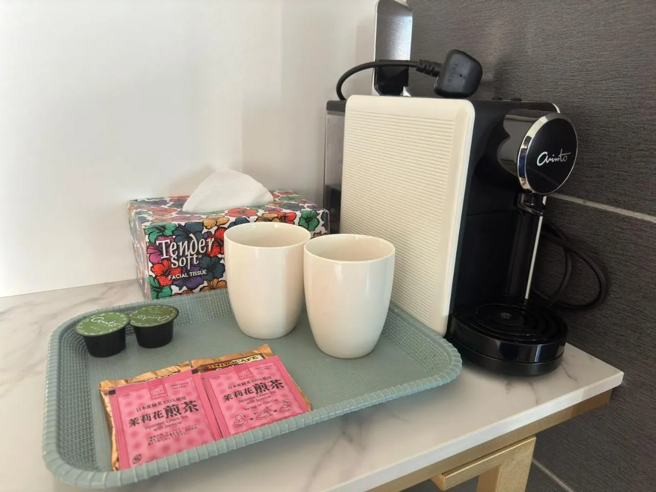 Restaurant/places to eat in E Life SKS Habitat With WiFi Netflix