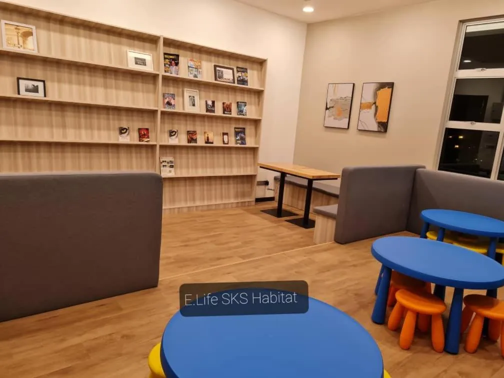 Library in E Life SKS Habitat With WiFi Netflix