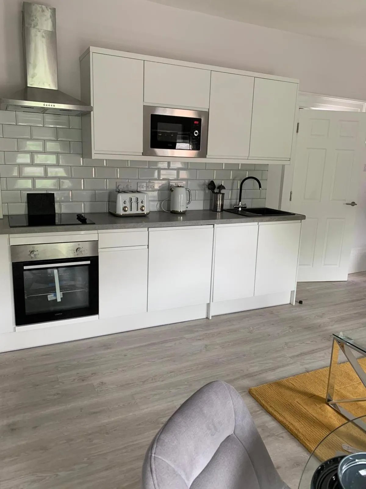 Kitchen or kitchenette in Winckley Square Residences