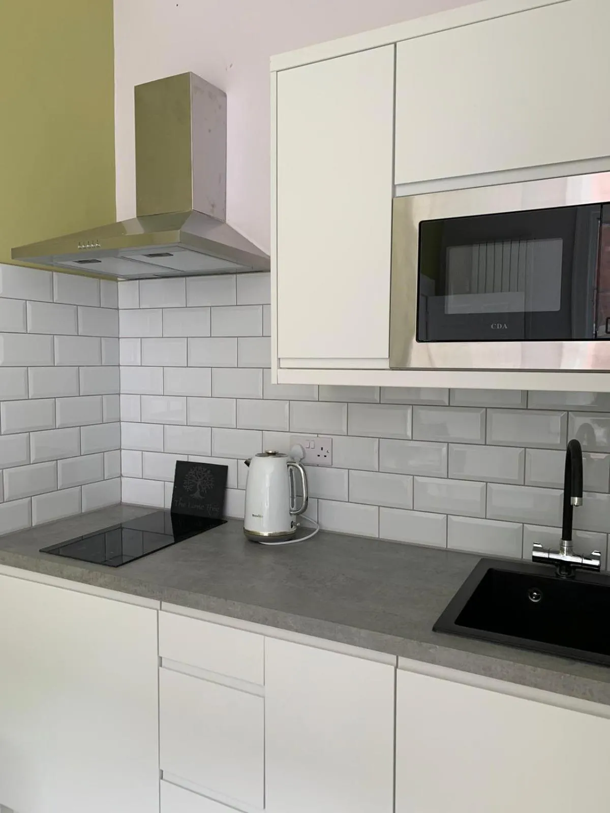 Kitchen or kitchenette in Winckley Square Residences
