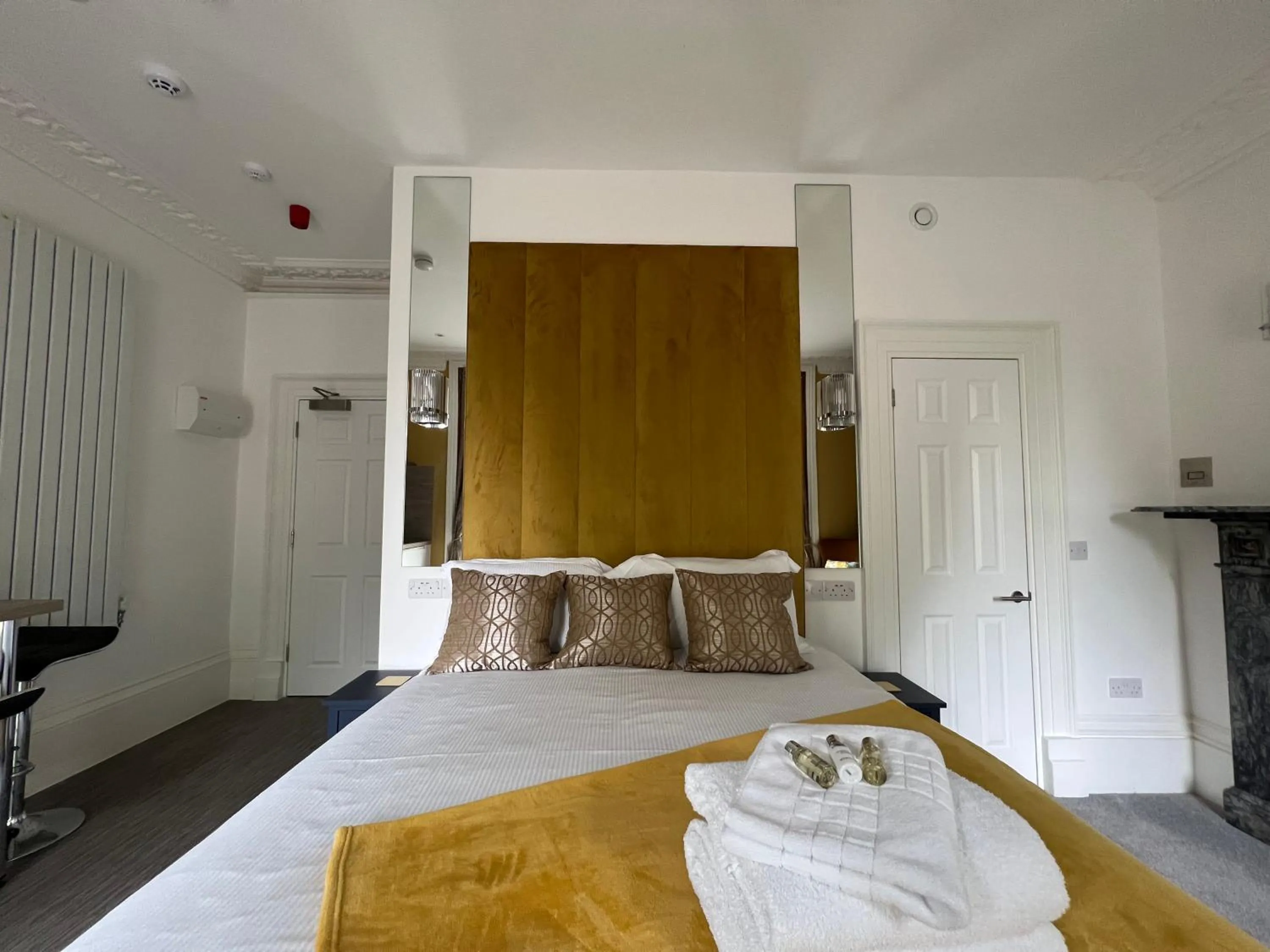 Bed in Winckley Square Residences