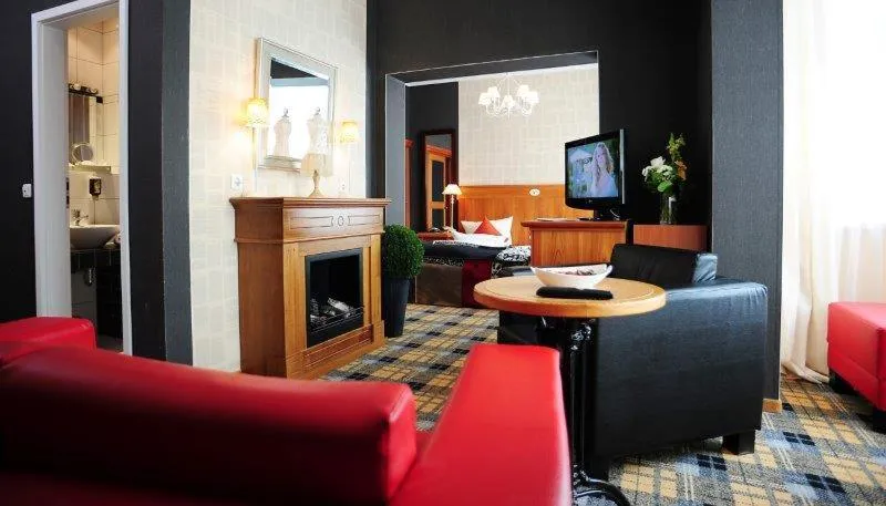 Living room in Hotel Schieferhof - GlasLUST