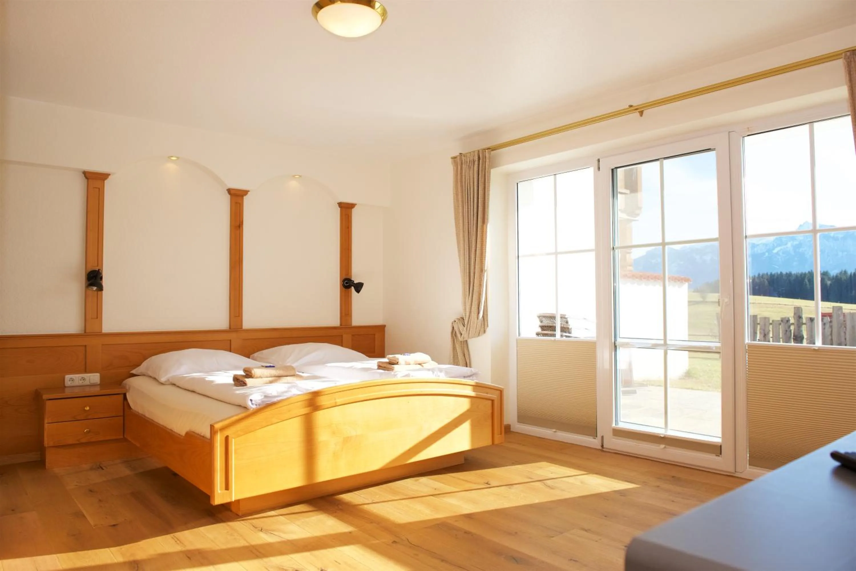 Bed in Landhaus Kössel