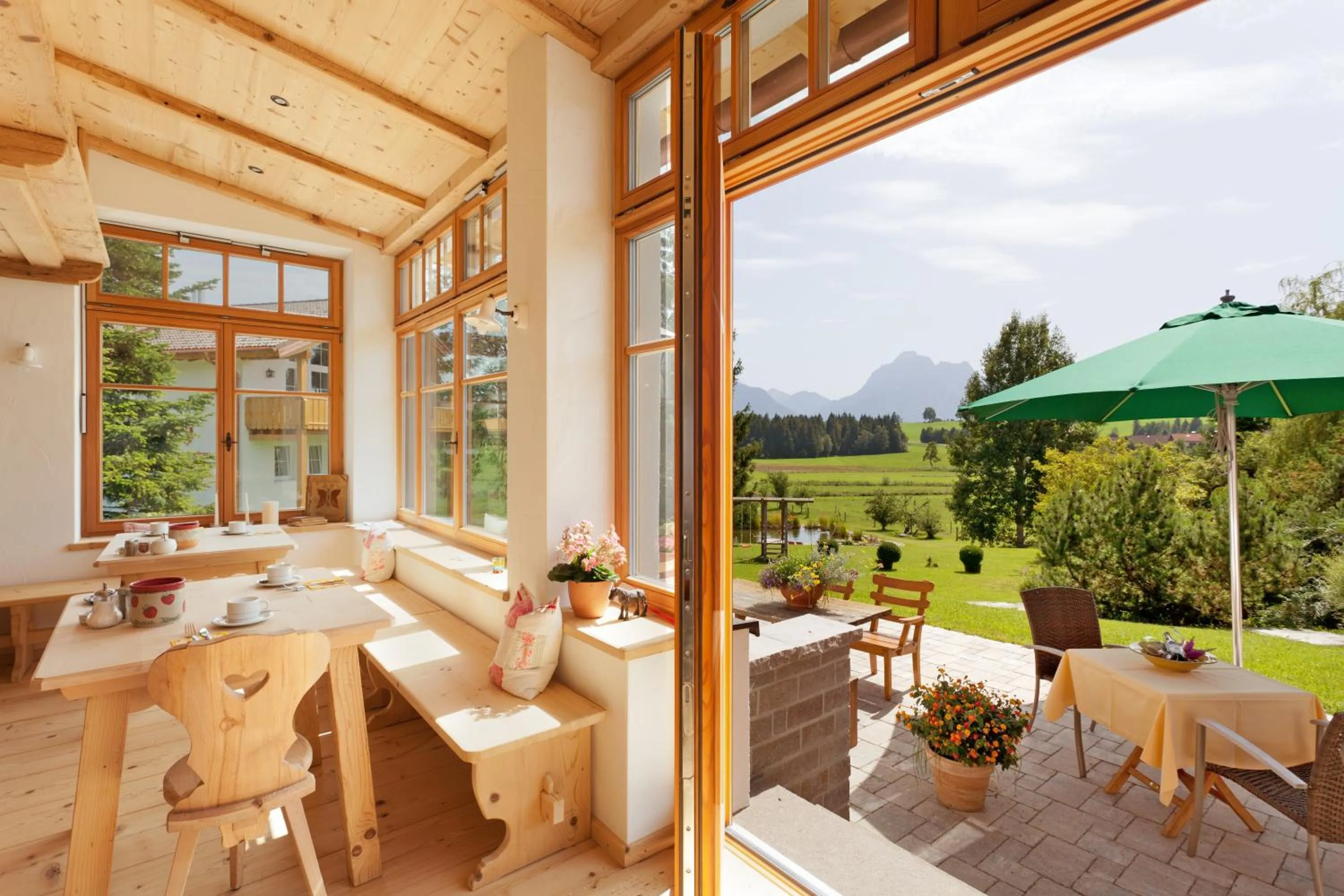 Restaurant/places to eat in Landhaus Kössel