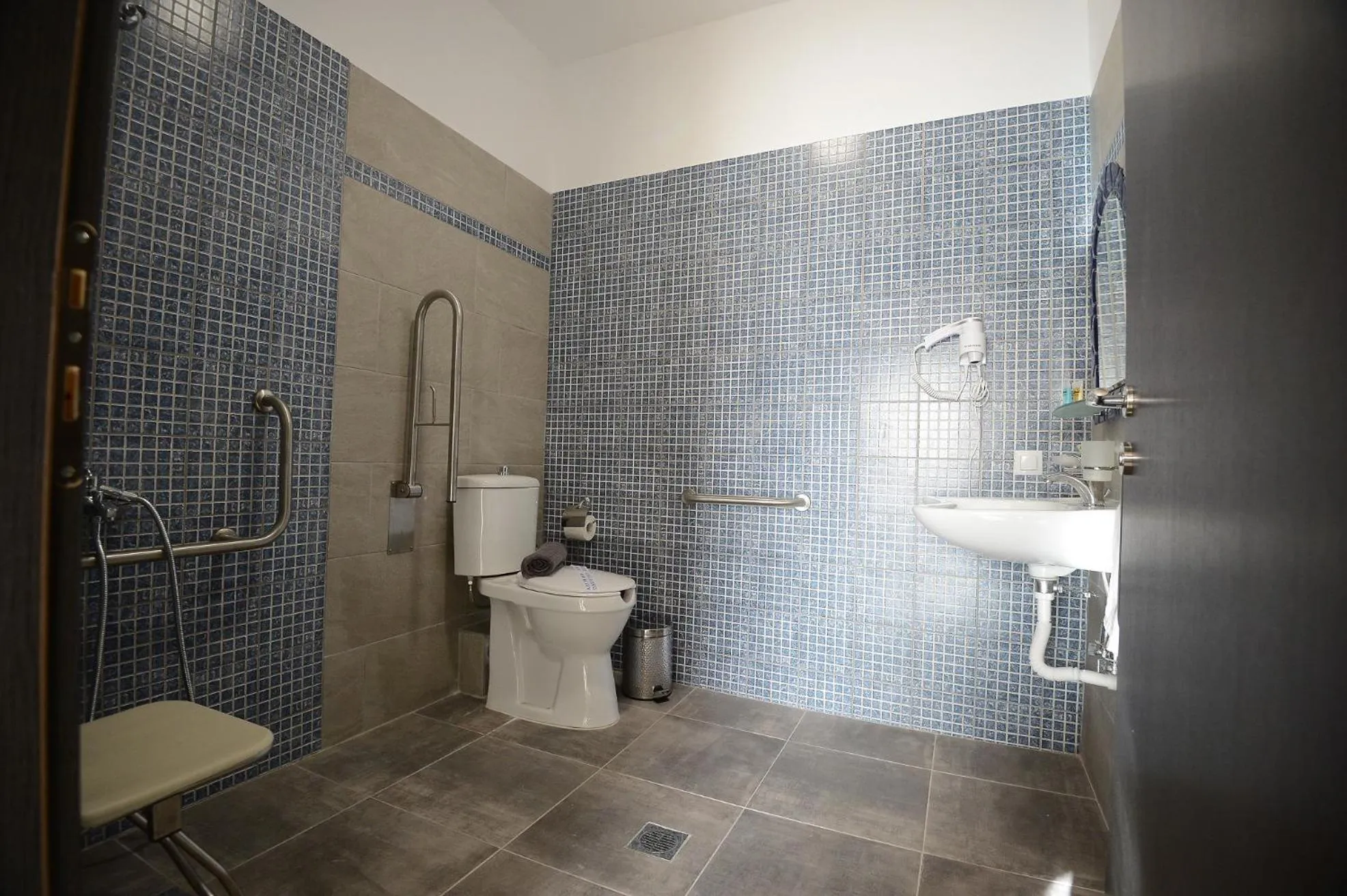 Shower in NABRO Resort