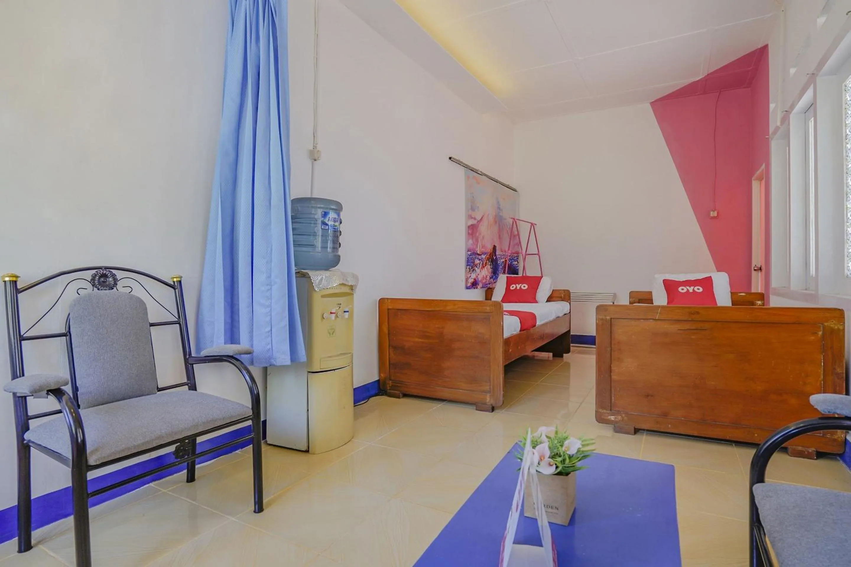 Bedroom in OYO 90352 Villa Agape 2