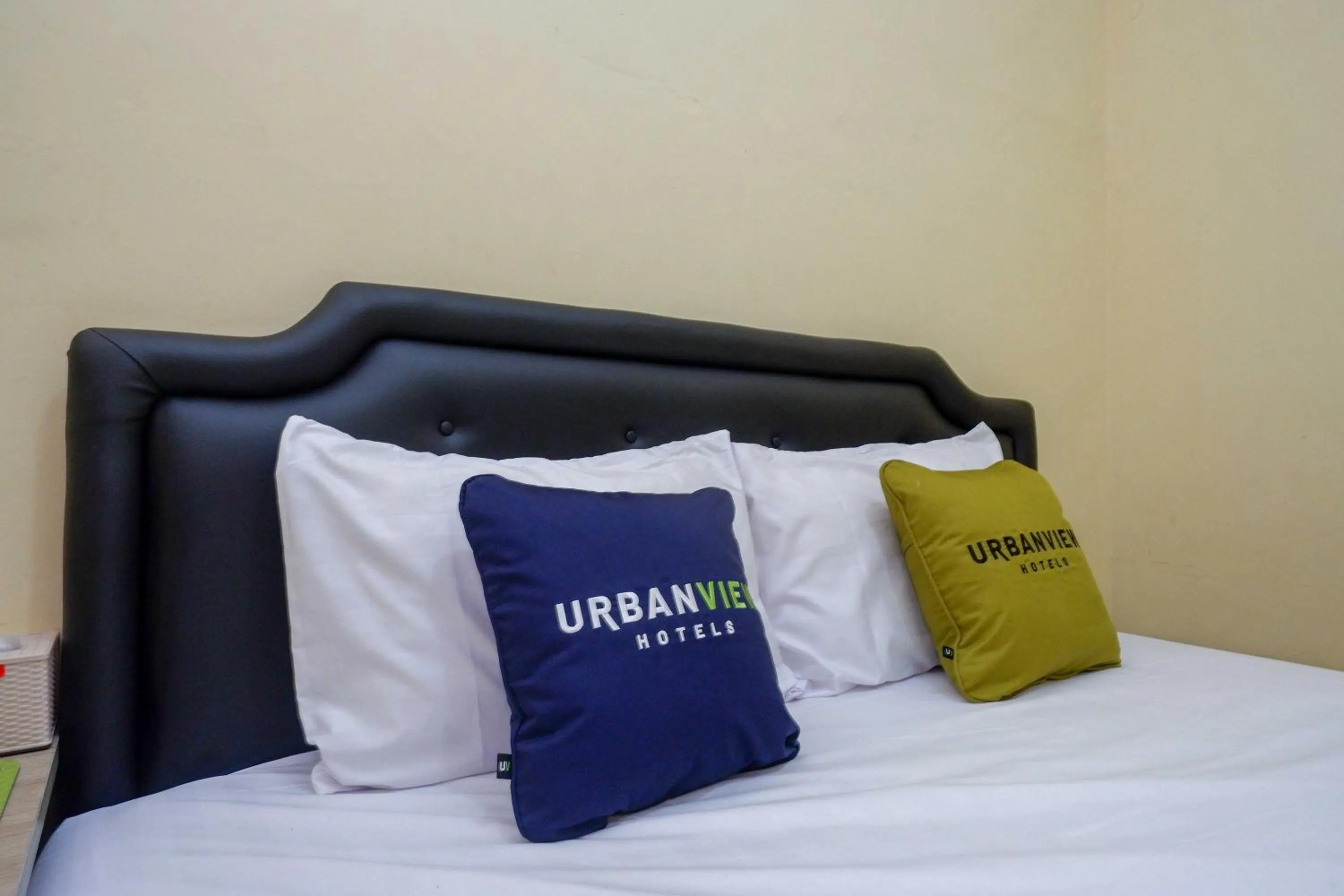 Bedroom, Bed in Urbanview Hotel Jogja City Mall