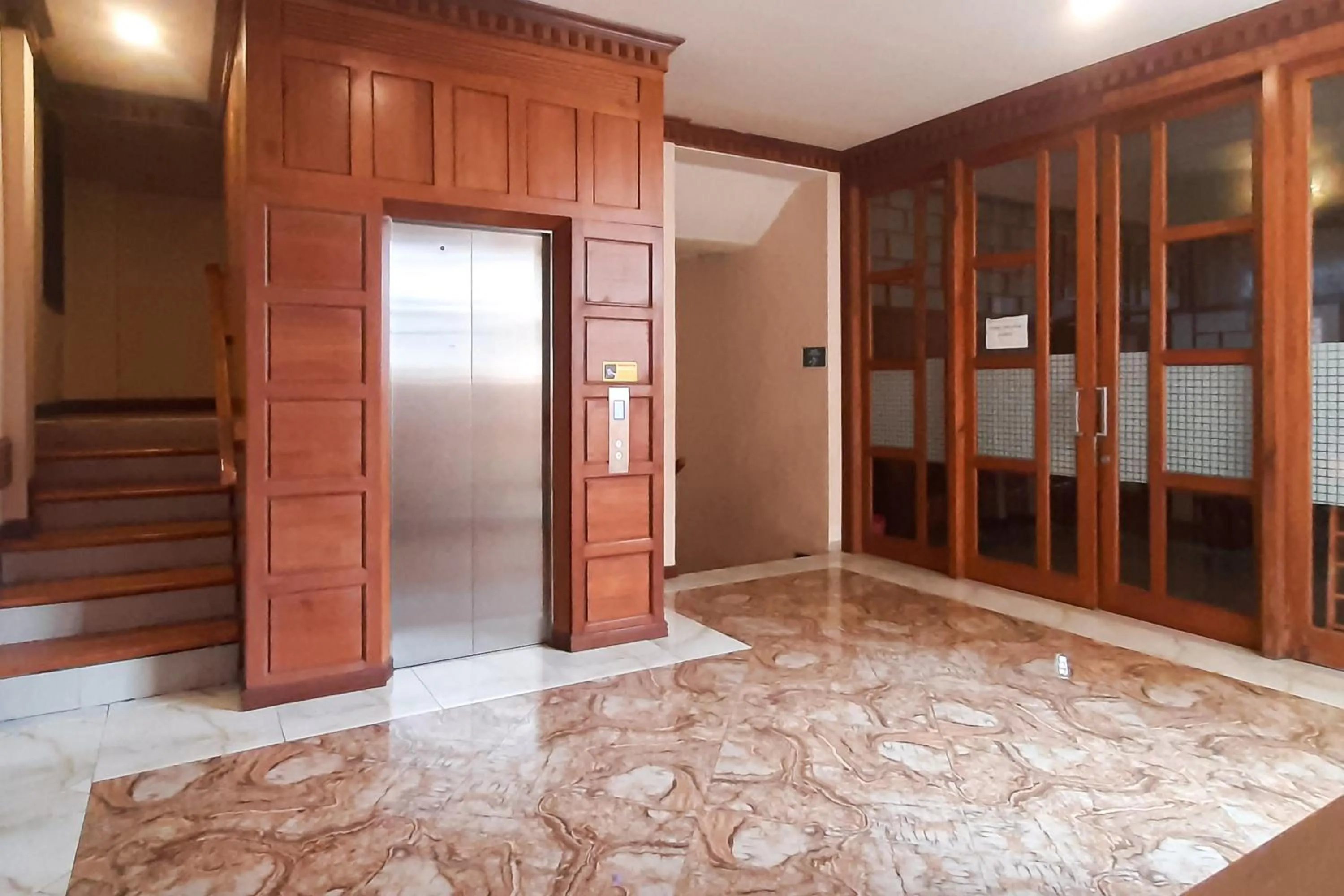 Property building in Urbanview Remington Hotel By RedDoorz Palembang