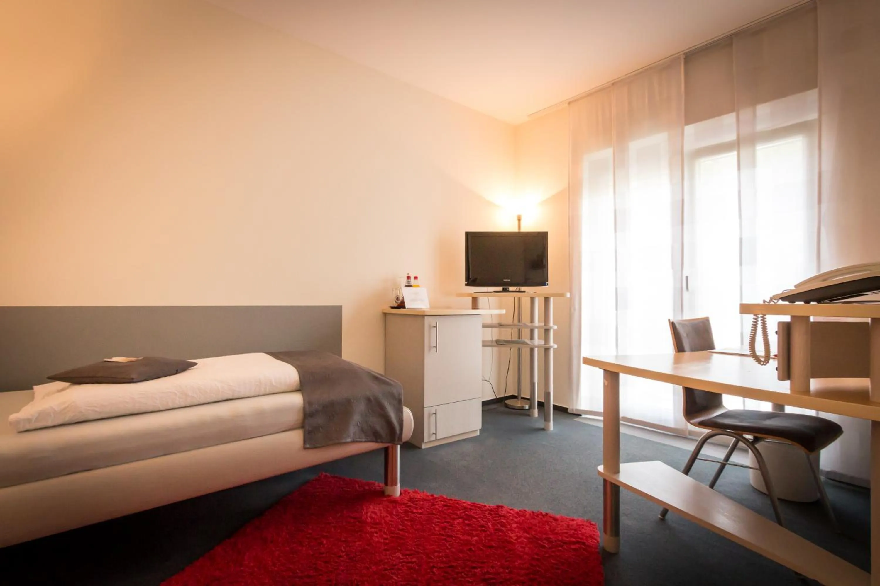 Photo of the whole room, Bed in Business Vital Hotel am Rennsteig