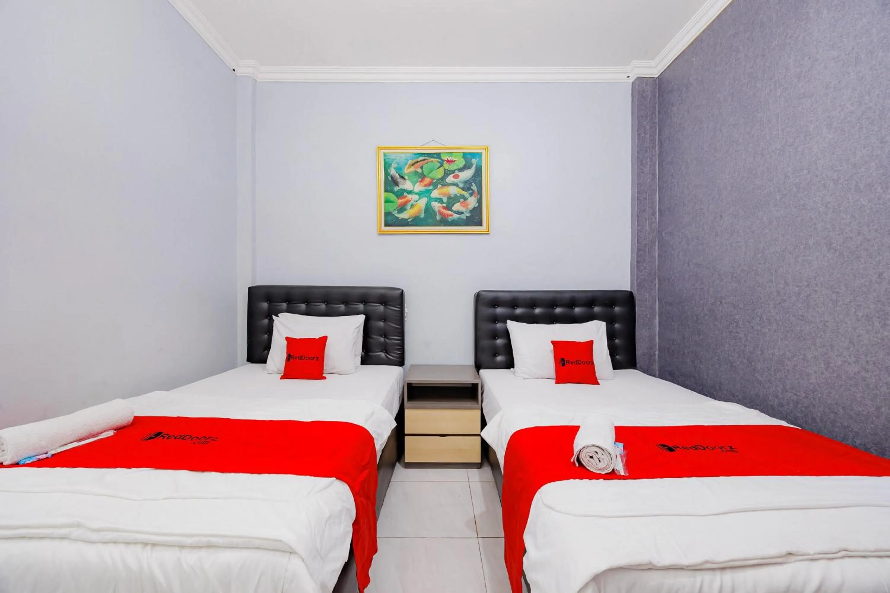 Bedroom, Bed in RedDoorz near Jalan Adi Sucipto Solo