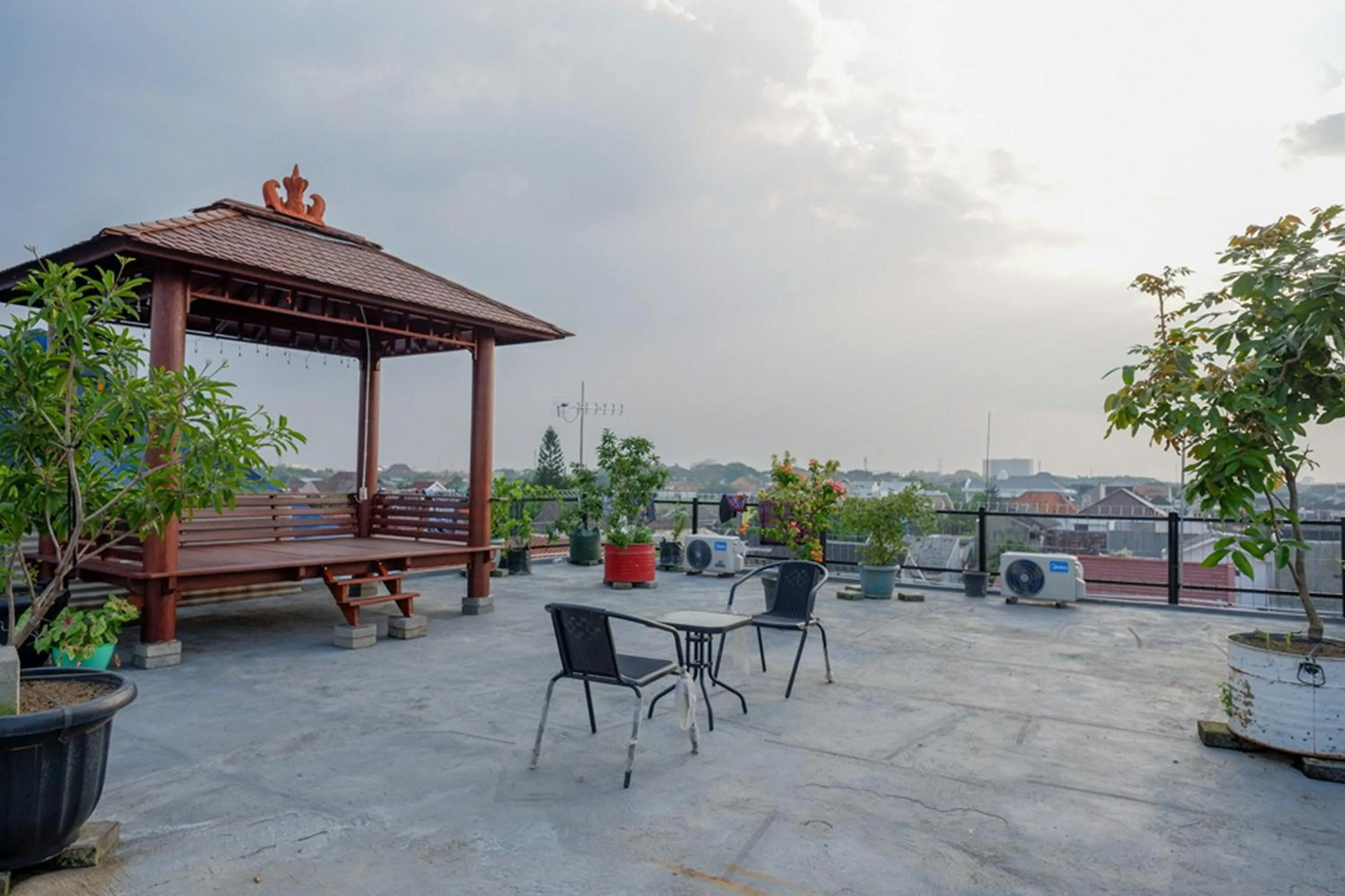 Patio in RedDoorz near Jalan Adi Sucipto Solo