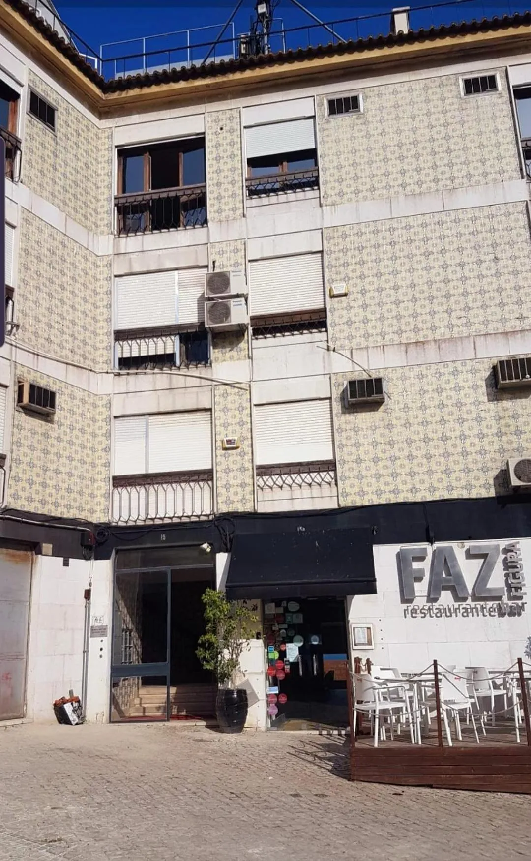 Property building in RA PARAISO