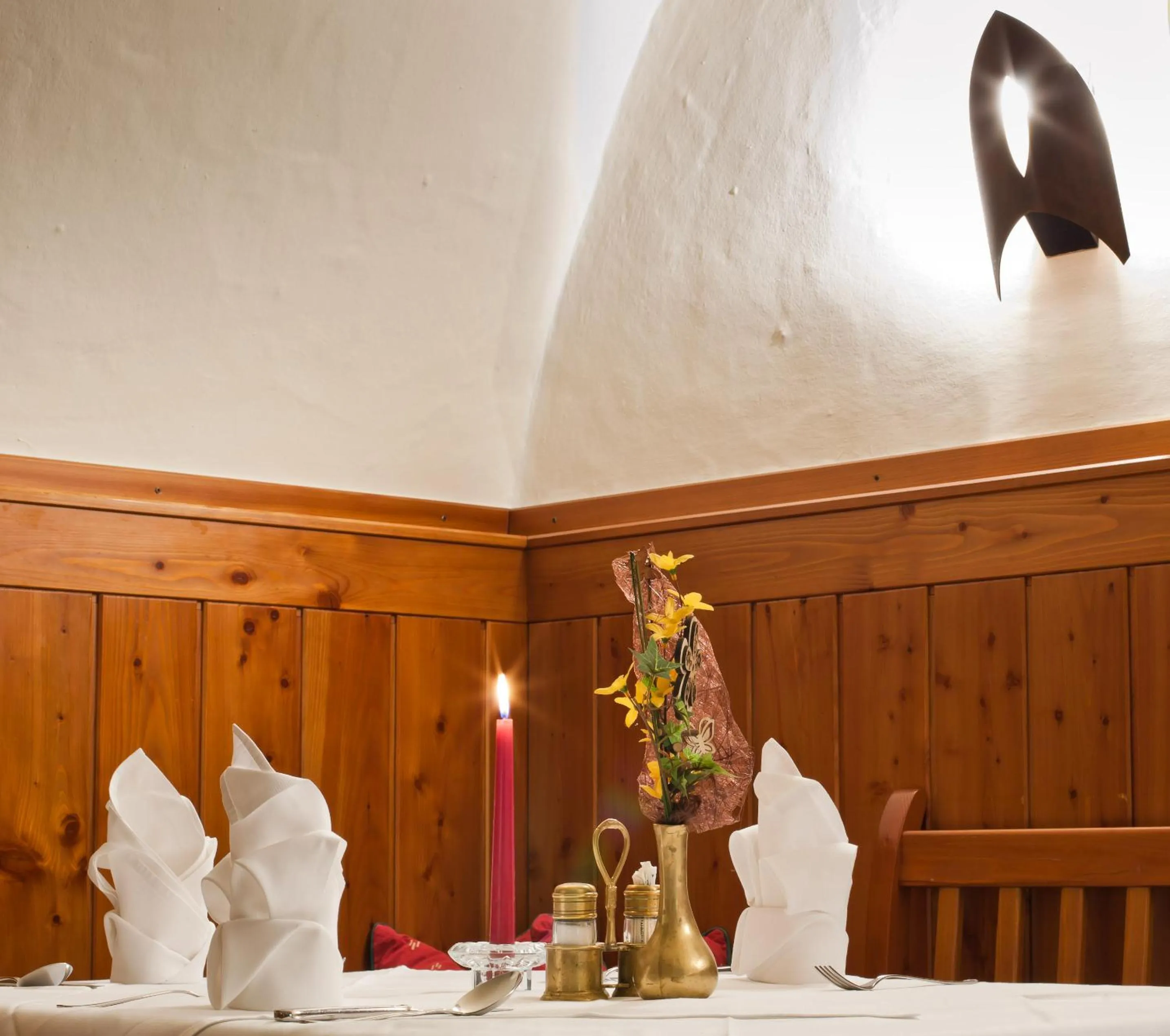 Restaurant/places to eat in Hotel Gasthof Mitteregger - BEST PLACE in town with summercard included