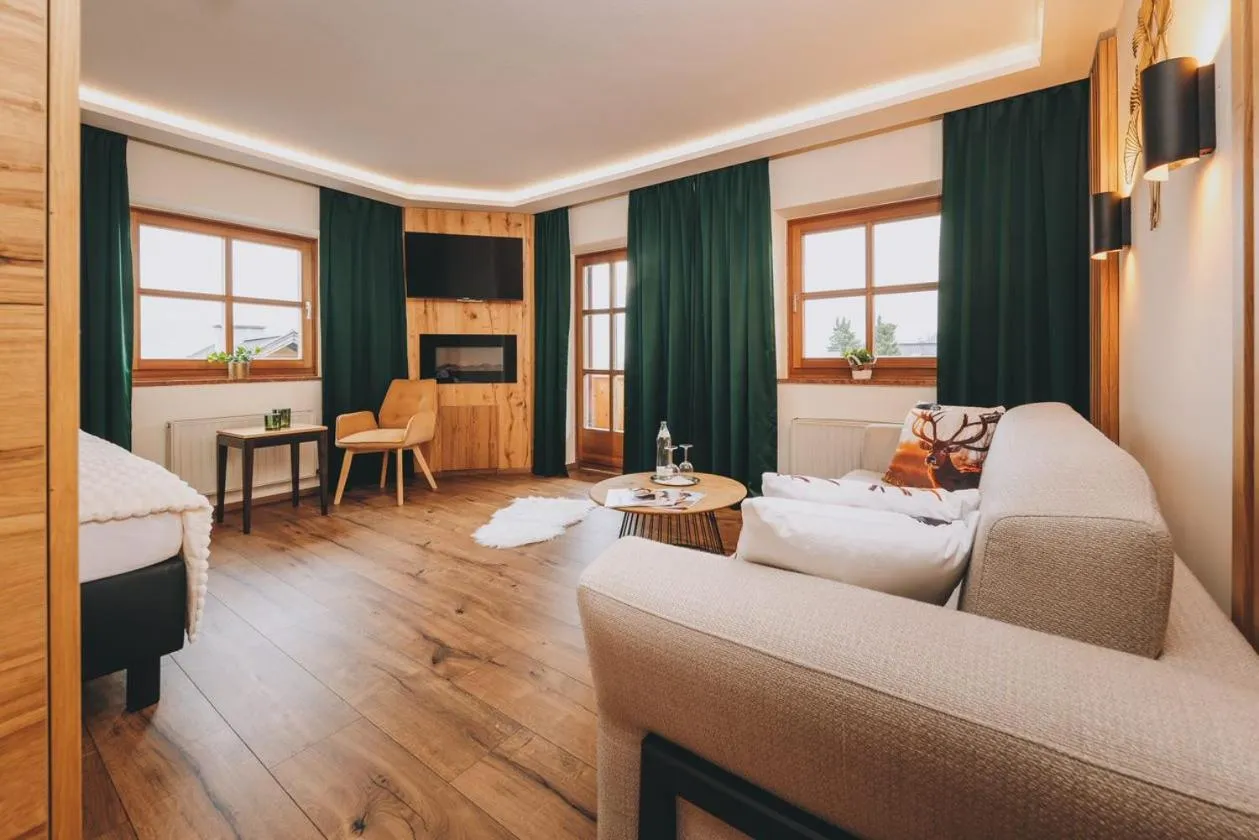 Bed in Hotel Gasthof Mitteregger - BEST PLACE in town with summercard included