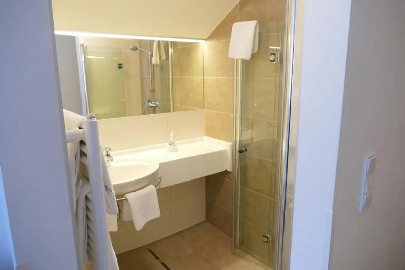 Shower in Hotel Gasthof Mitteregger - BEST PLACE in town with summercard included