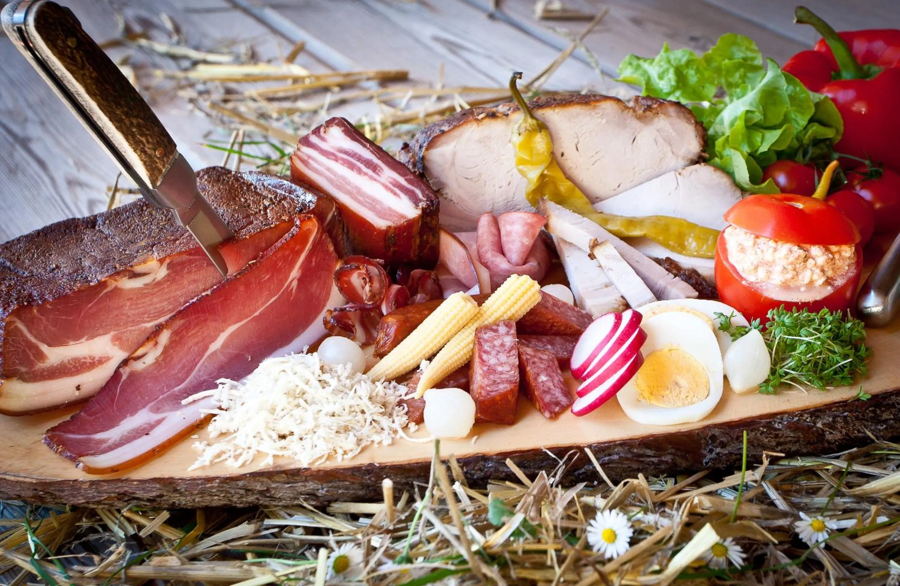 Restaurant/places to eat in Hotel Gasthof Mitteregger - BEST PLACE in town with summercard included