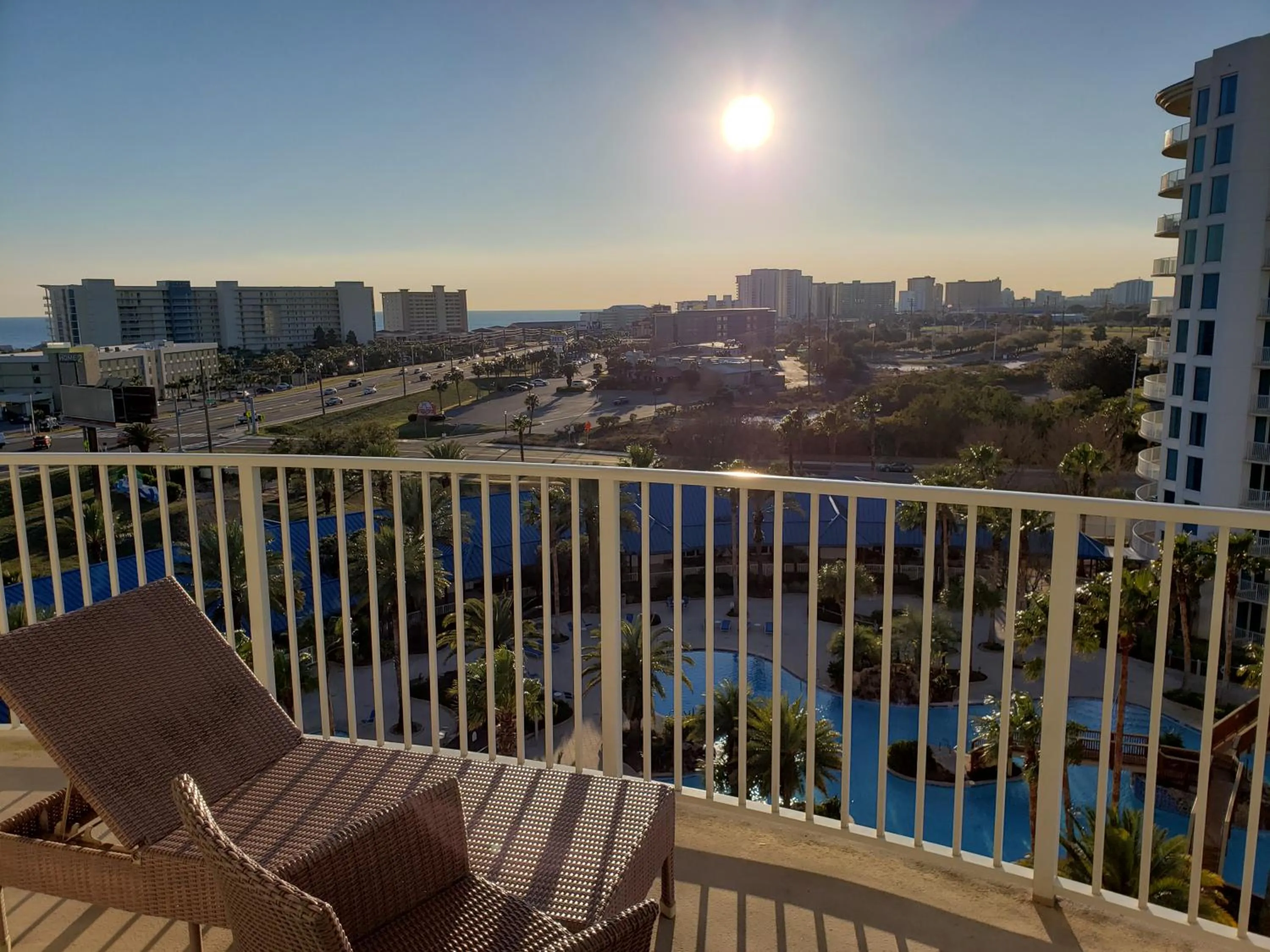 Patio in 1815 A Slice of Heaven Destin - Pool & Ocean View