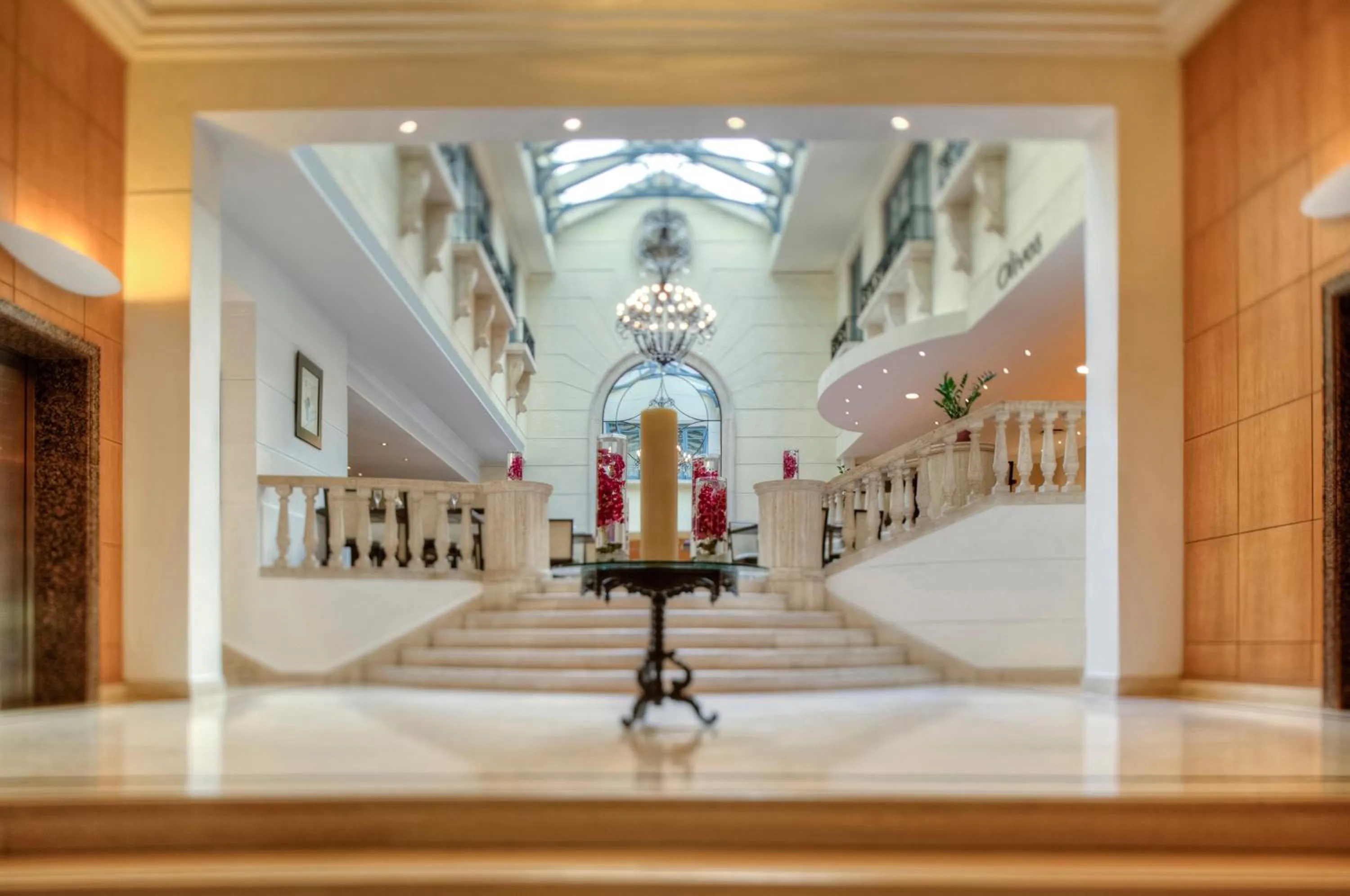 Lobby or reception in Radisson Blu Martinez Beirut