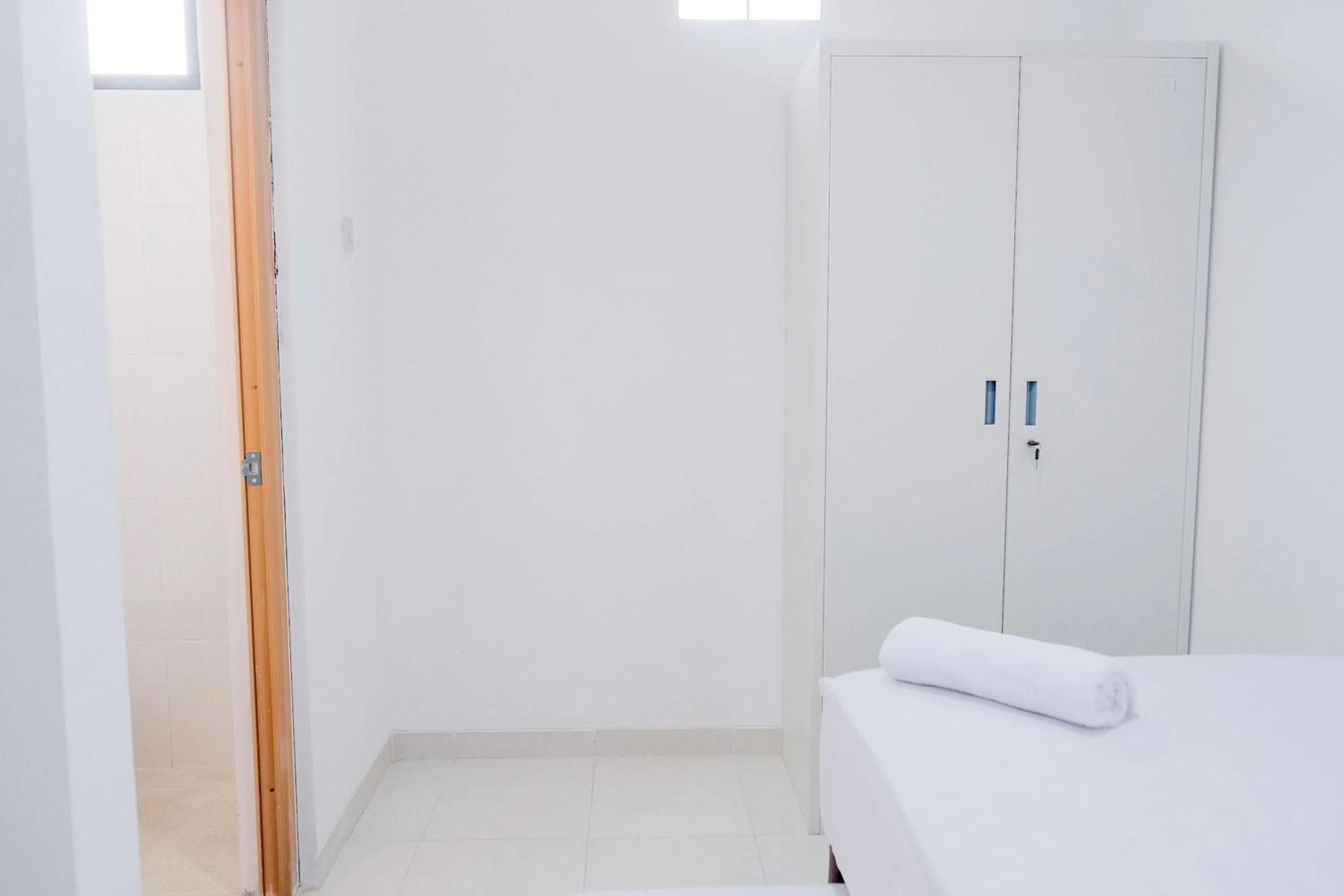 Bedroom in KoolKost near Jalan Veteran Raya (Minimum Stay 6 Nights)