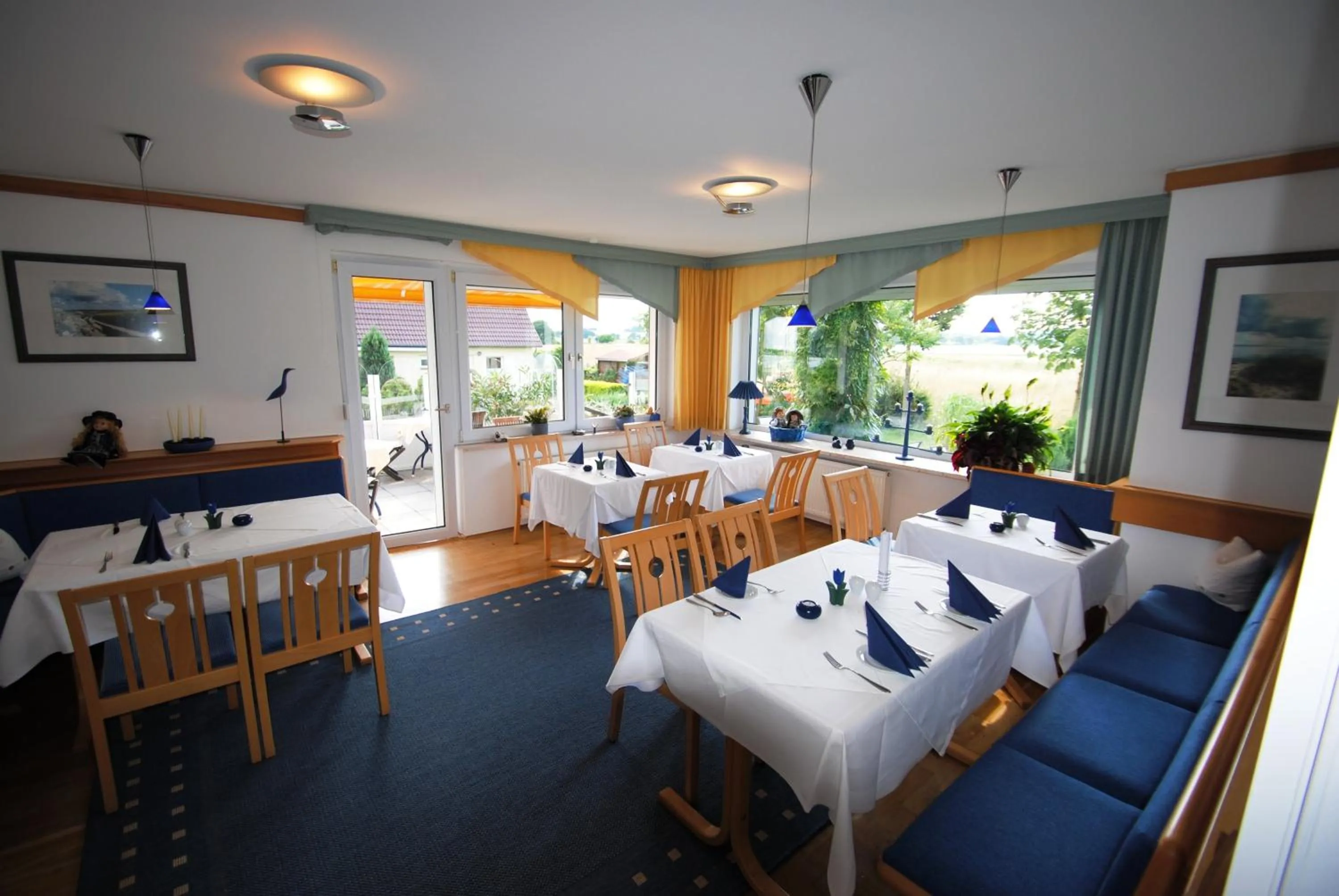 Breakfast in Hotel Am See