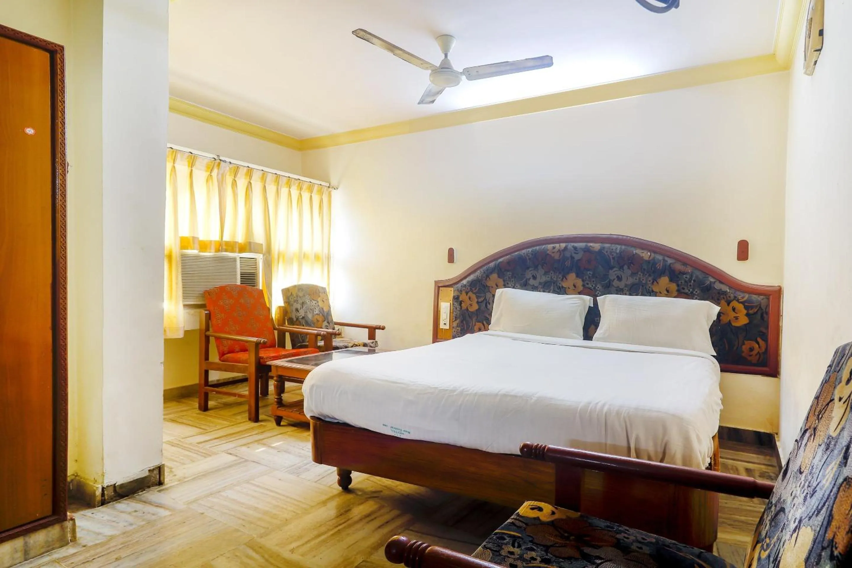 Facade/entrance in Hotel O Viceroy Inn