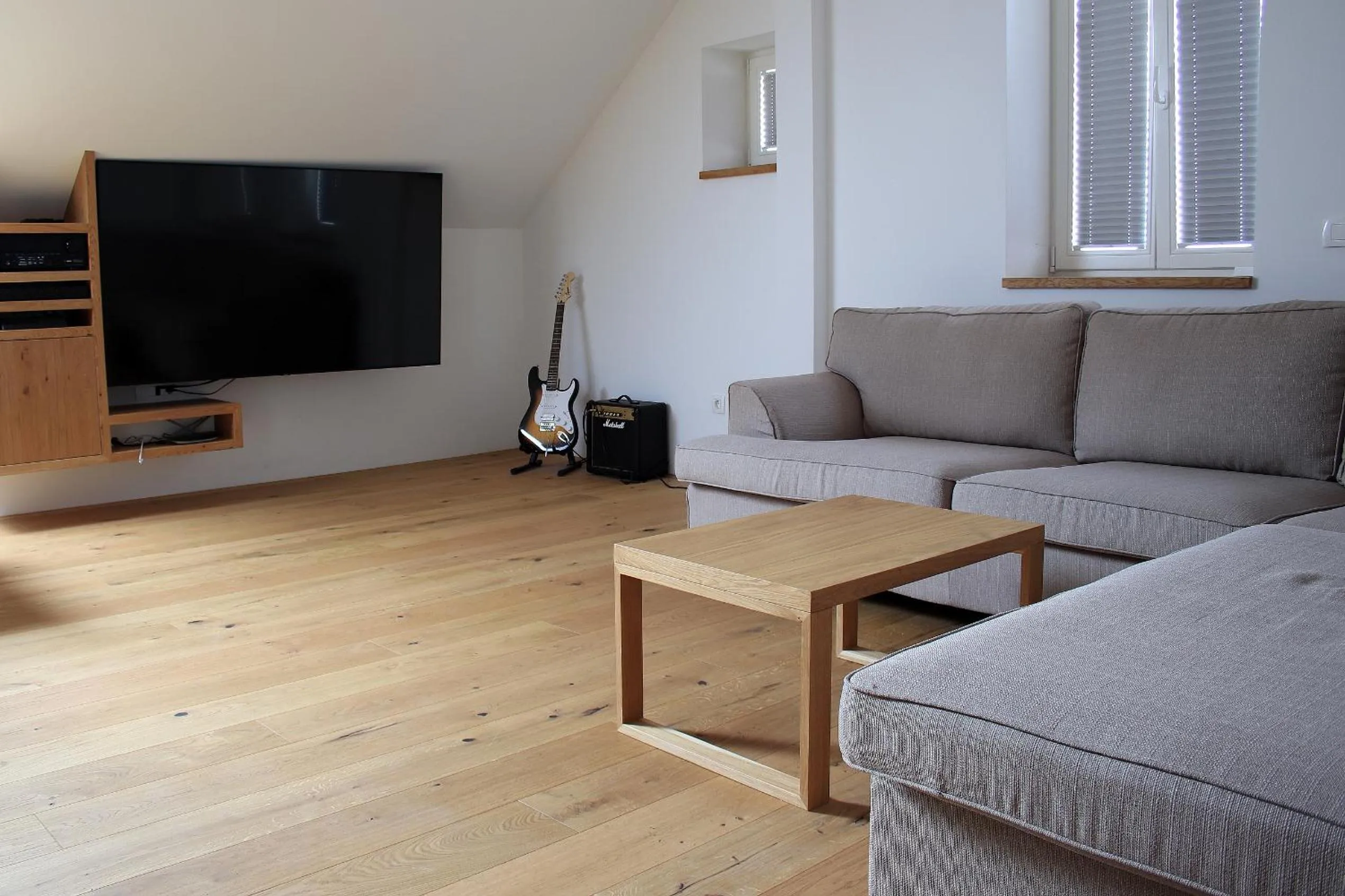 TV and multimedia in Cirus apartments