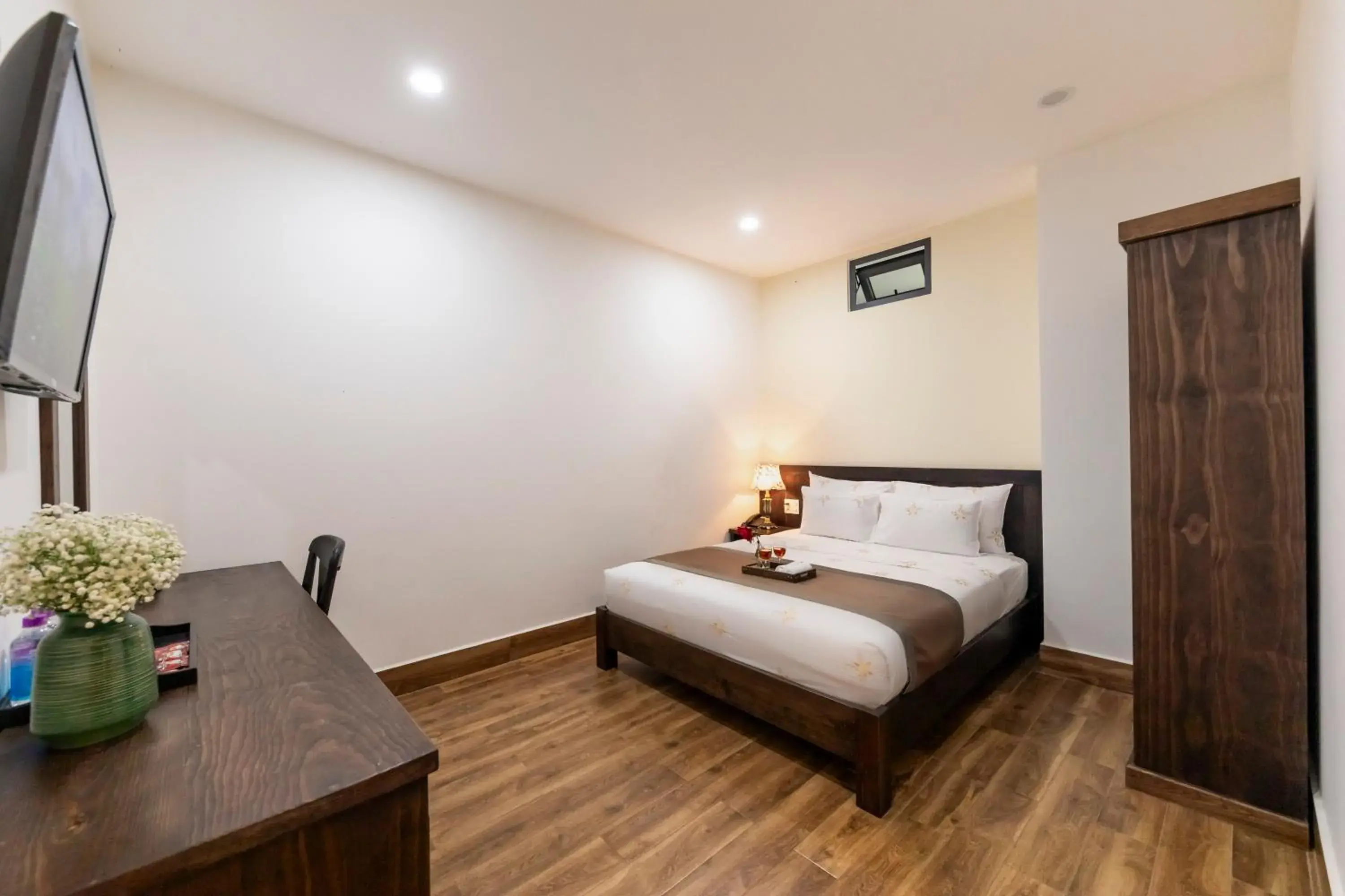 Standard Double Room in Thanh Loan 2 Da Lat Hotel Standard Double Room in Thanh Loan 2 Da Lat Hotel