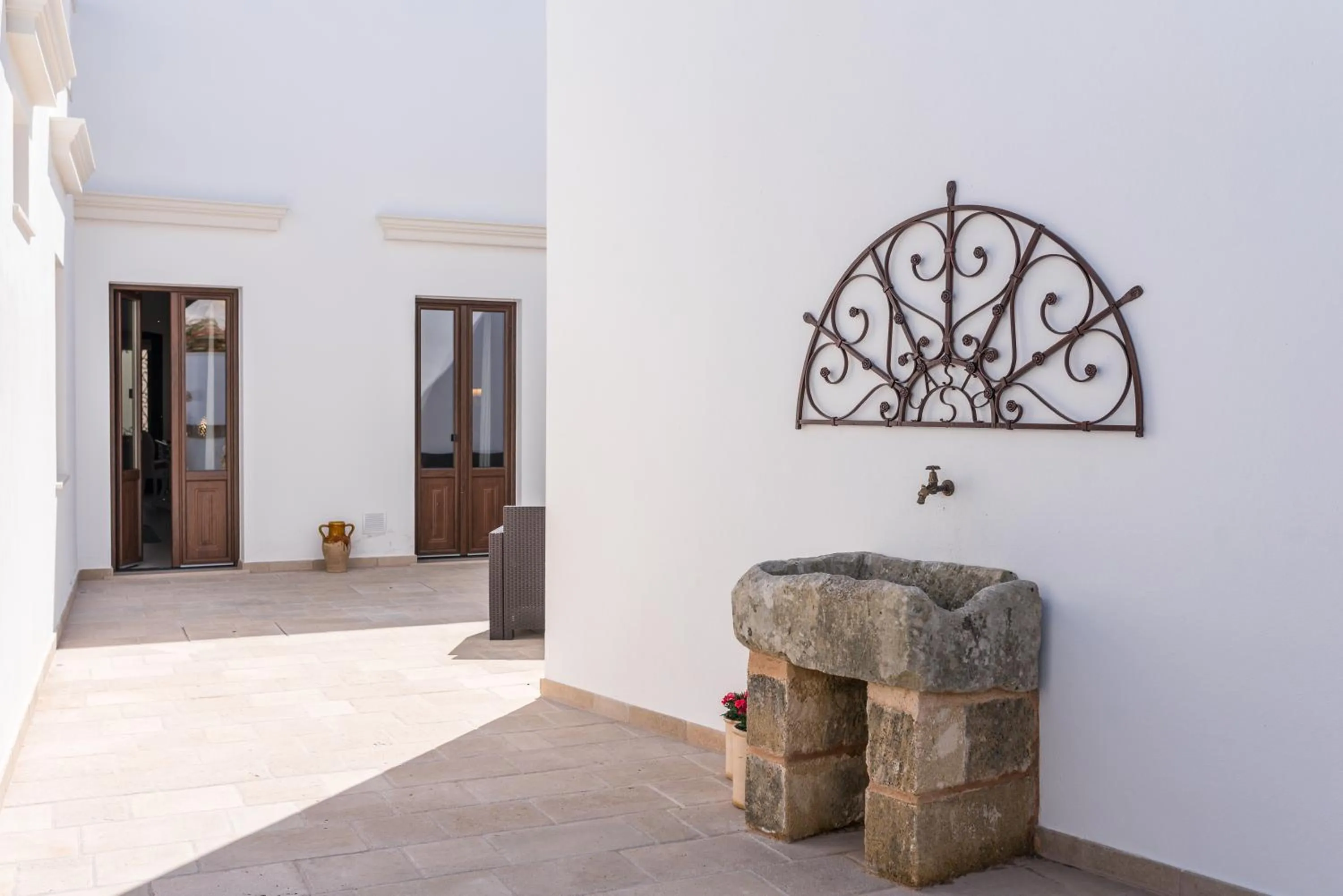 Donna Fiora Antica Dimora