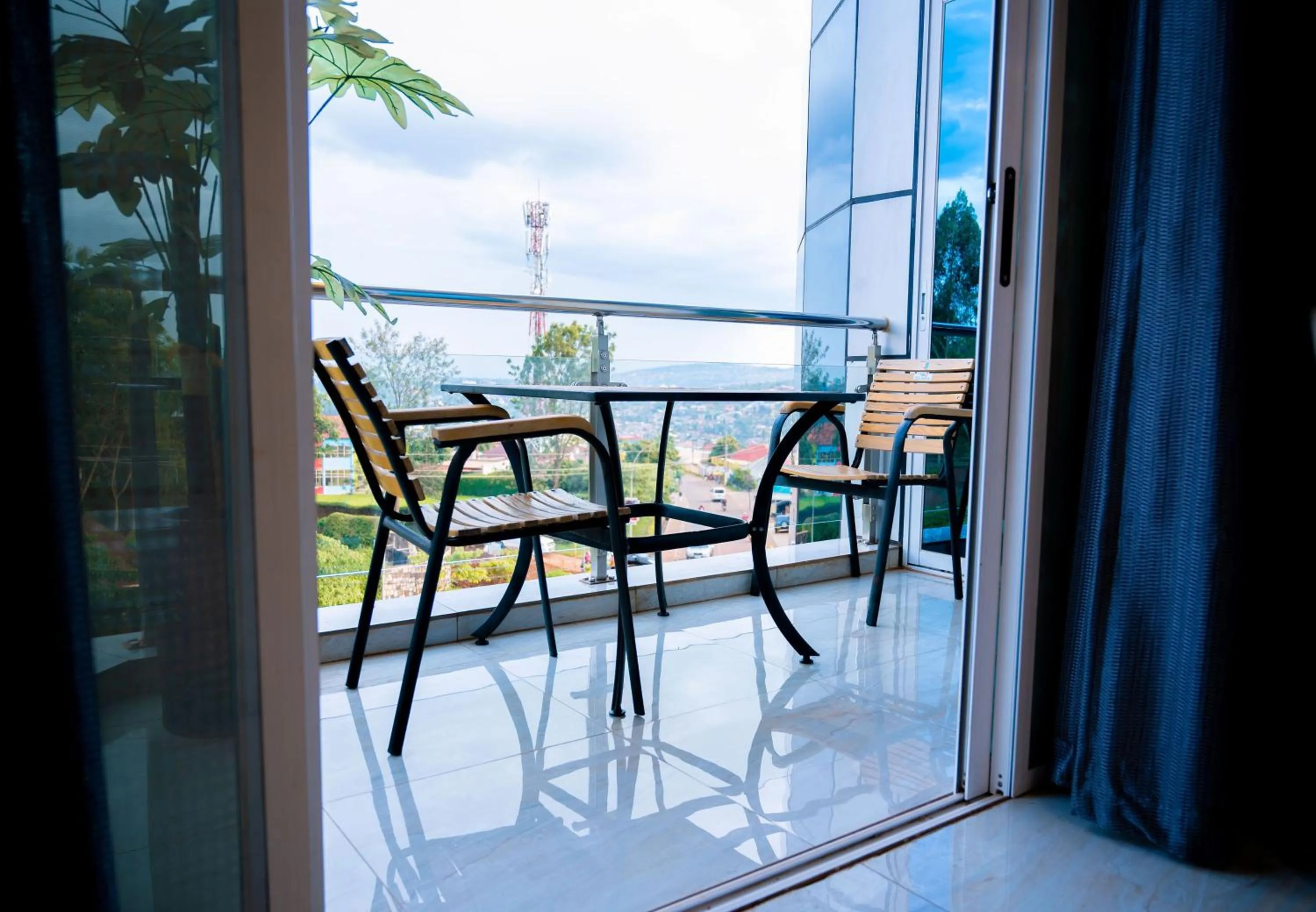 Balcony/Terrace in Madras Hotel and Apartments