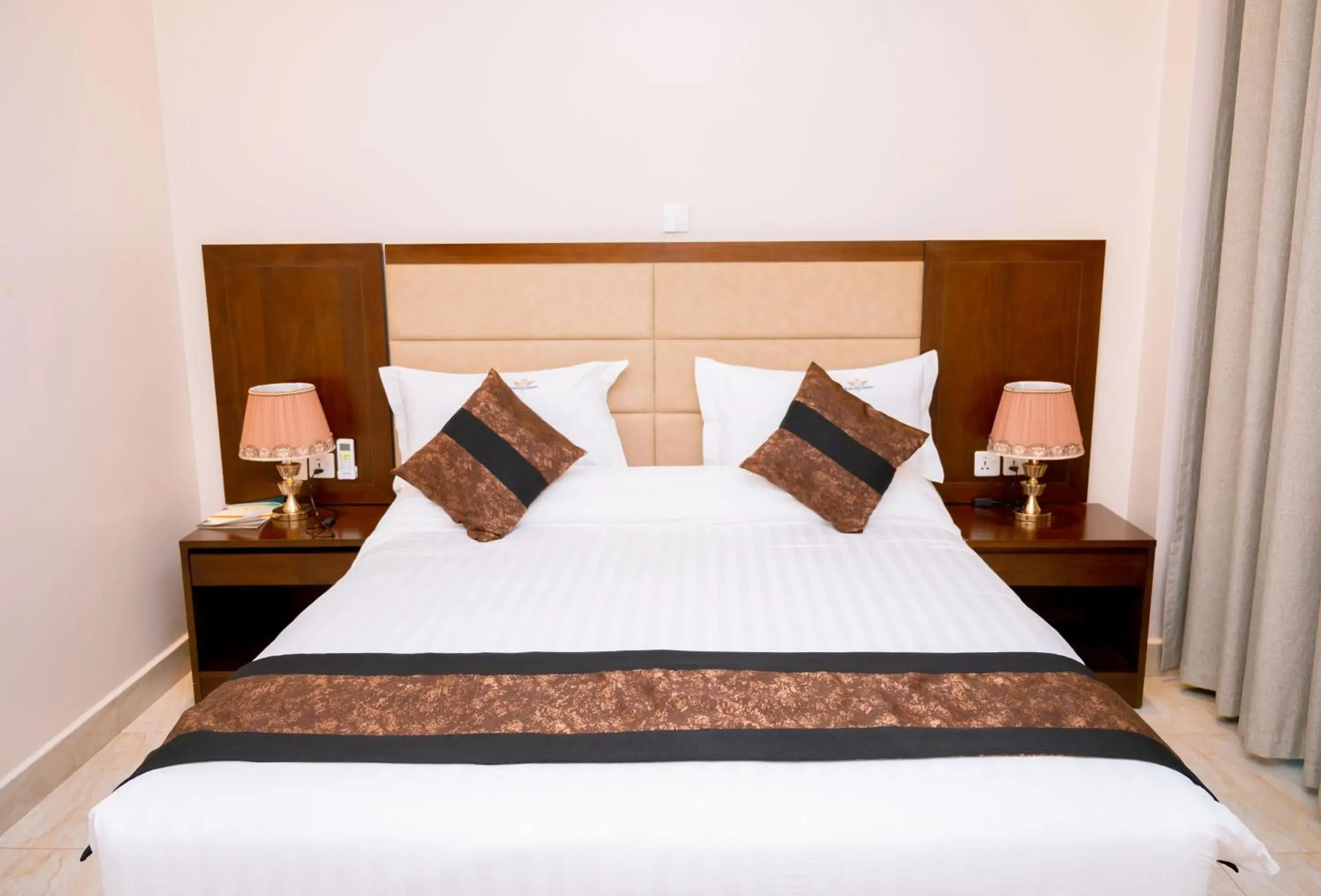 Two-Bedroom Apartment in Madras Hotel and Apartments Two-Bedroom Apartment in Madras Hotel and Apartments