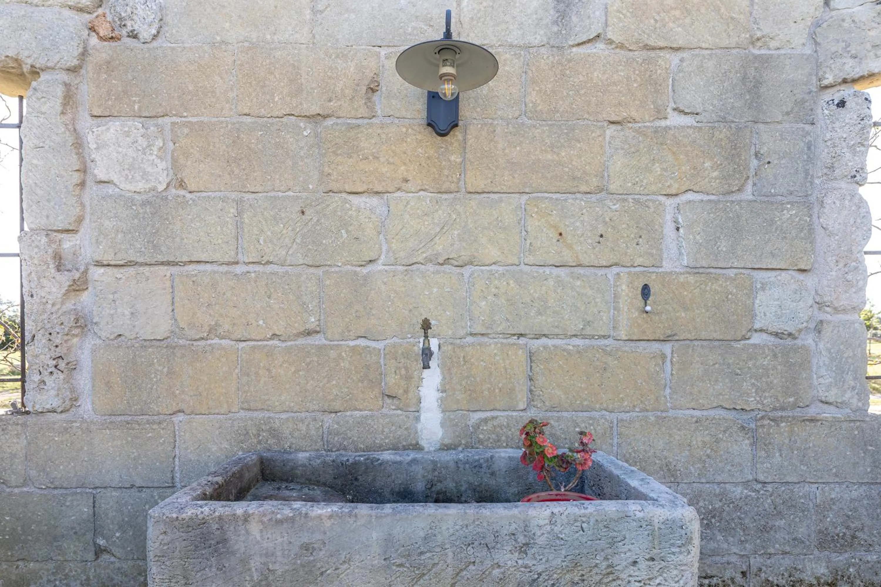 Decorative detail in Relais Borgo Segine