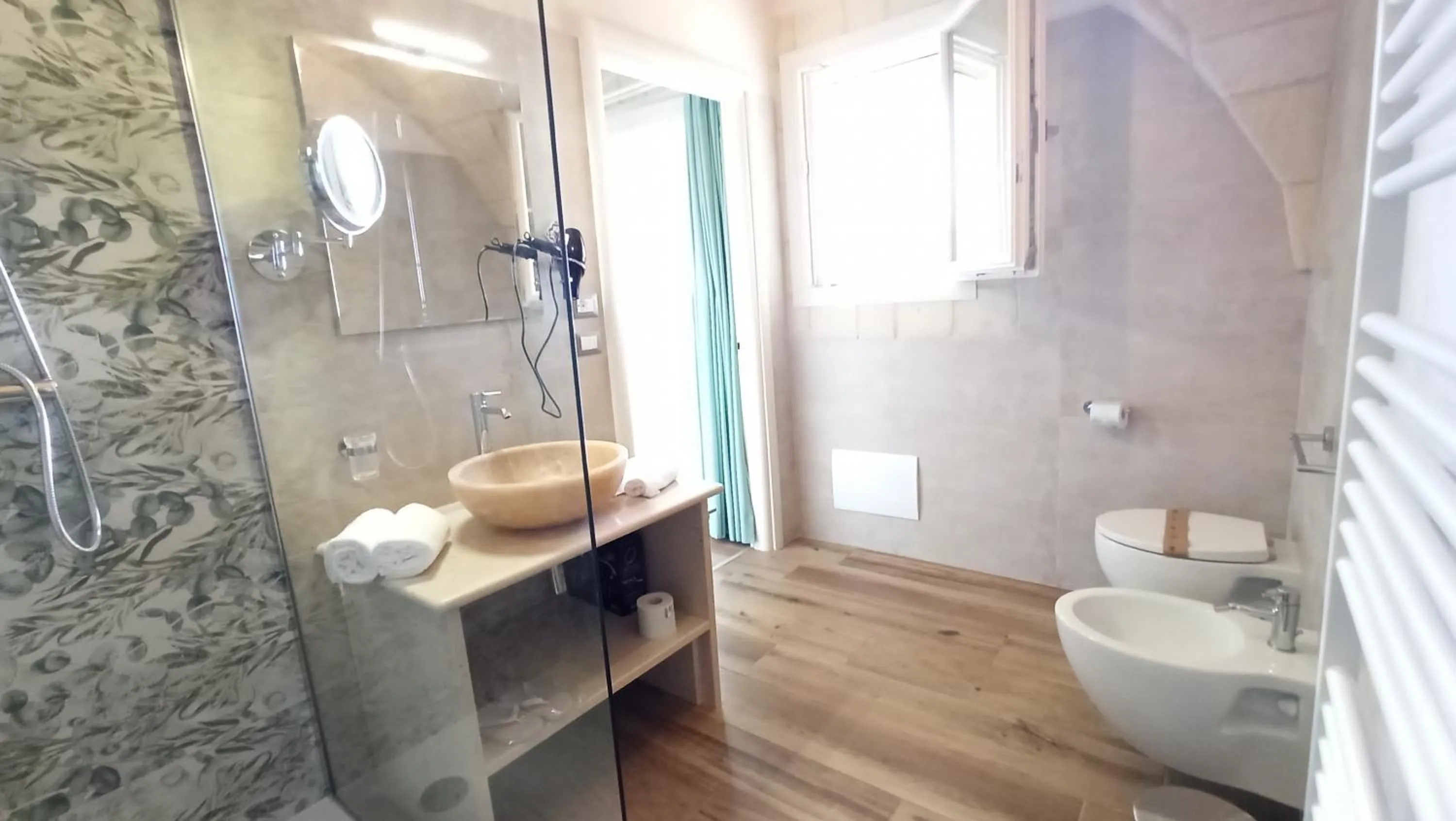 Shower in Relais Borgo Segine