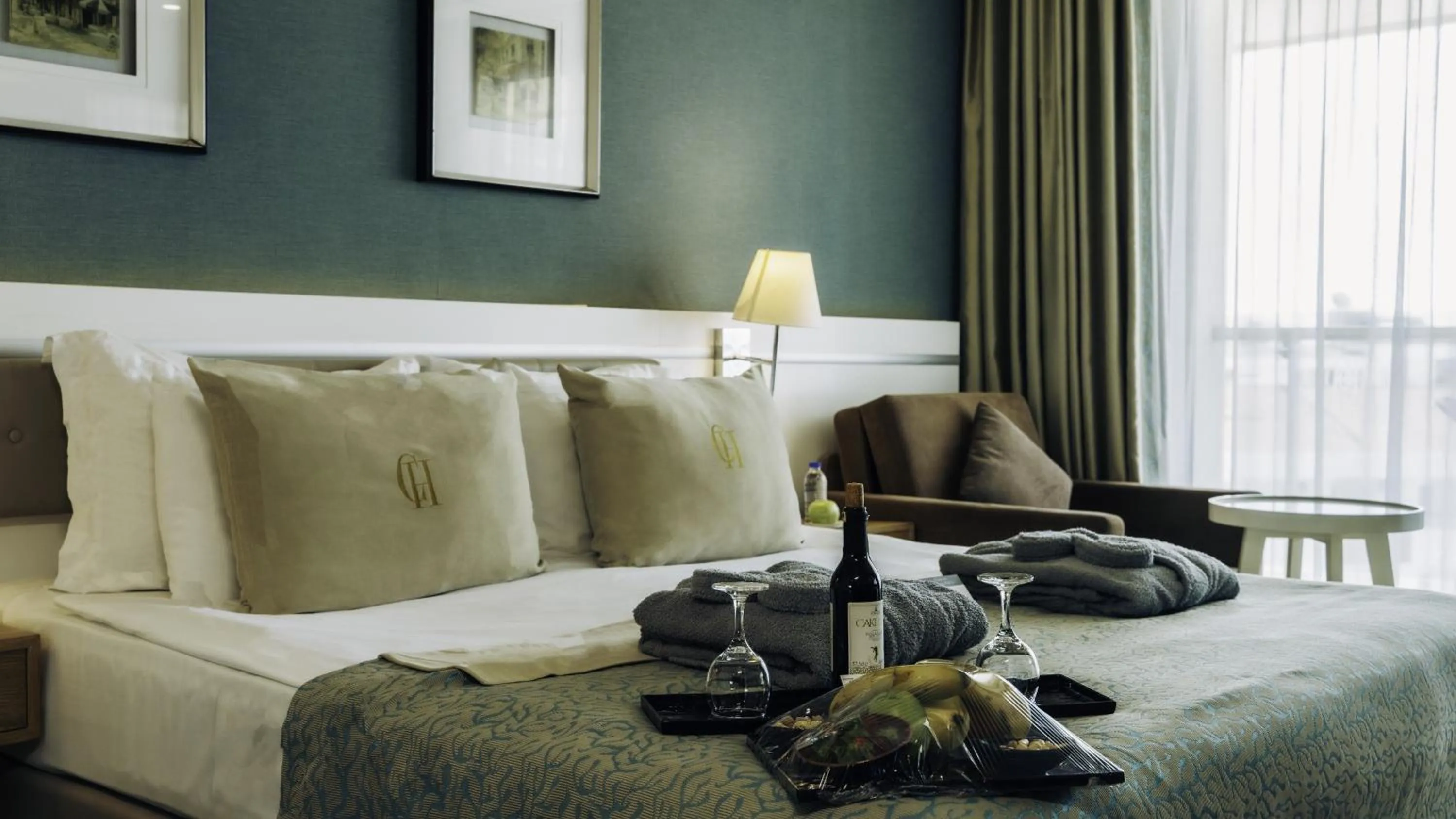 Bedroom in Castival Hotel