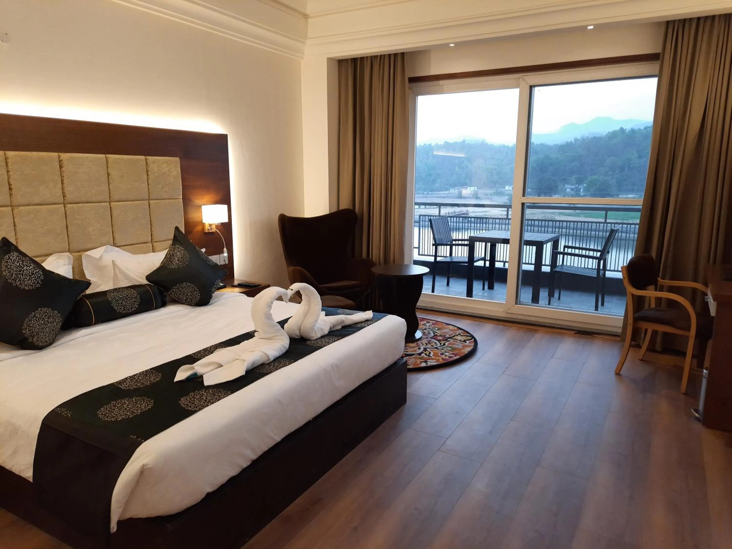 Balcony/Terrace, Bed in Jay Clarks Exotica