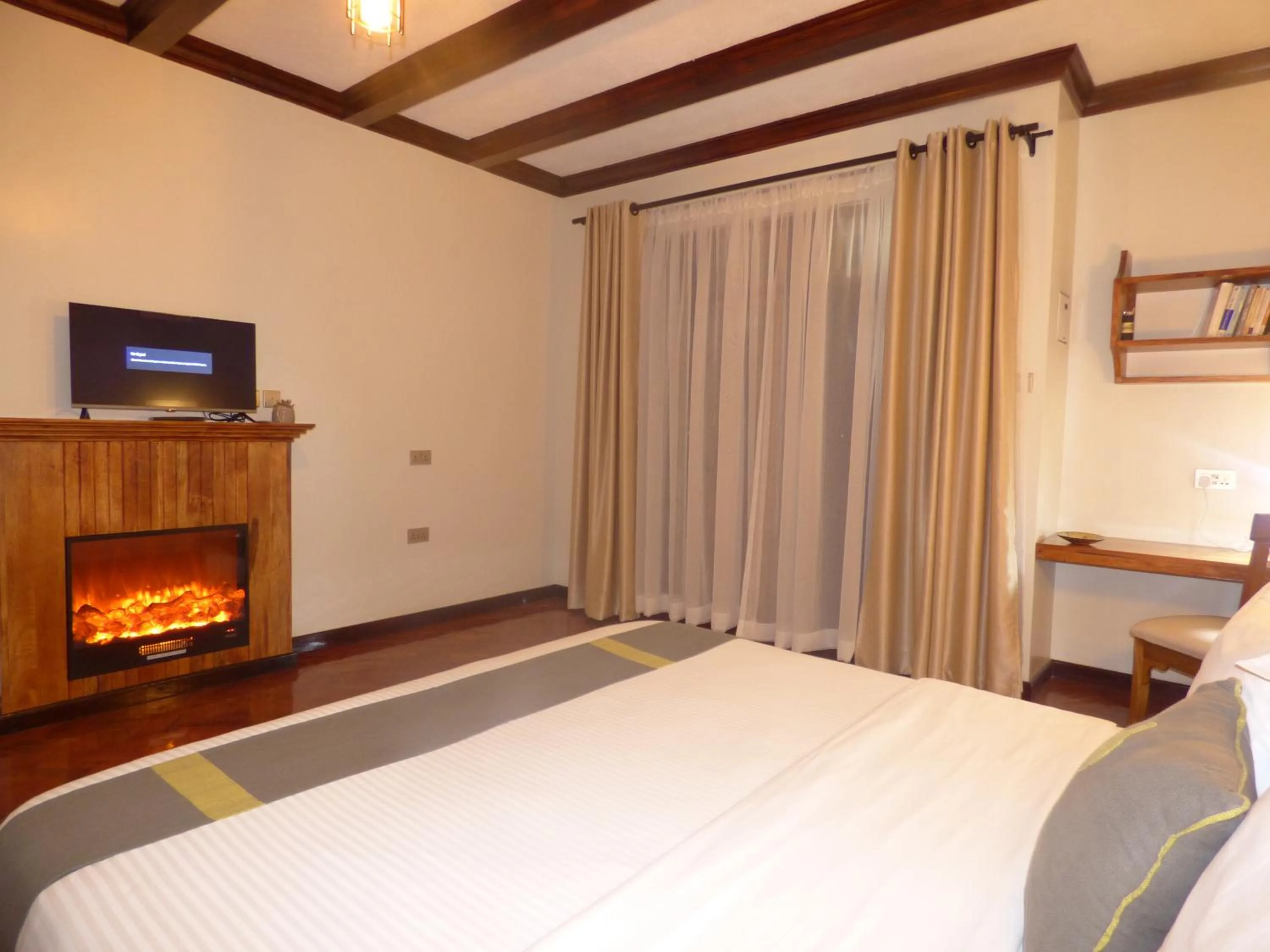 Bed in Le Pristine Wellness and Healing Hotel