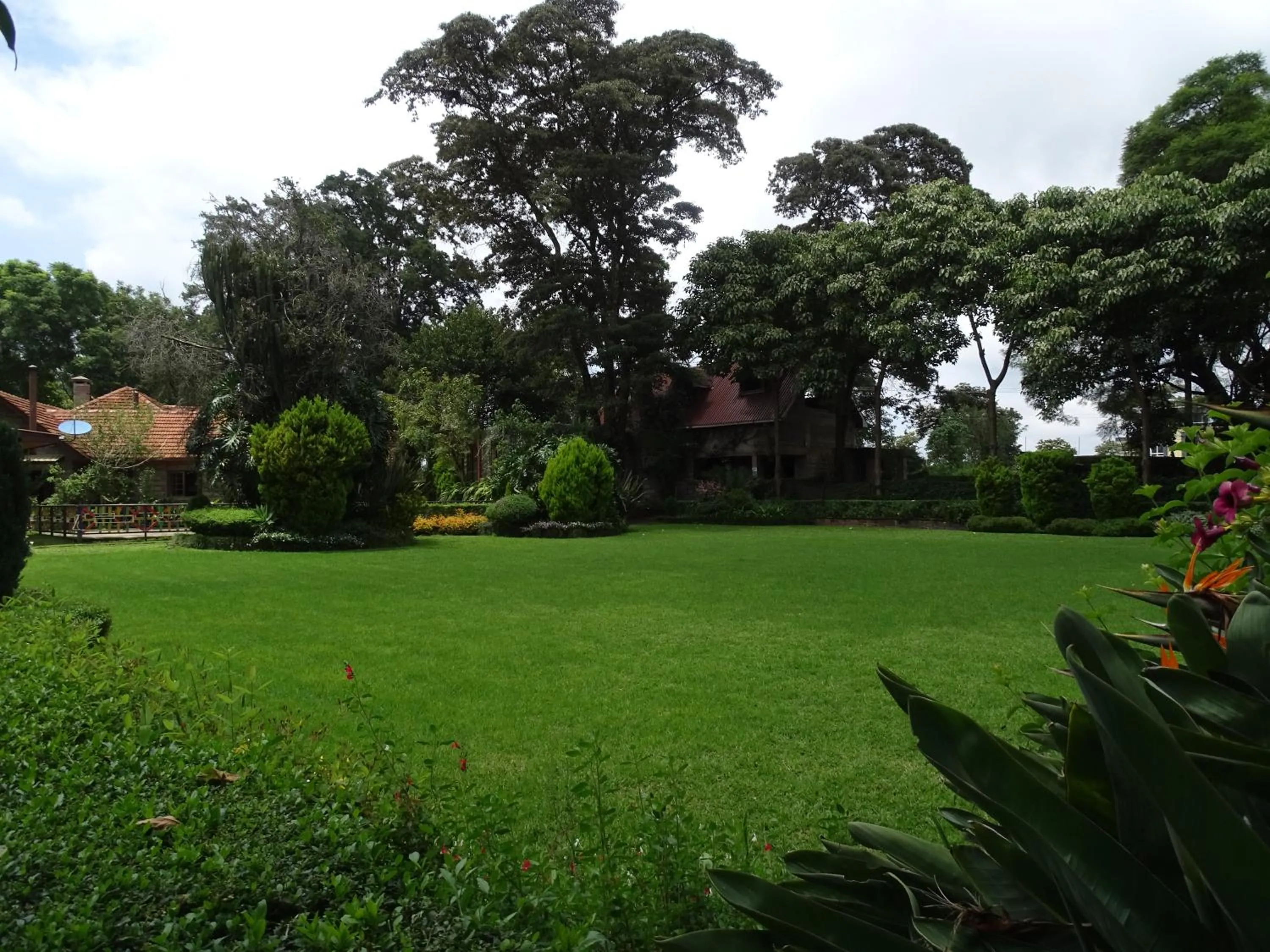 Garden in Le Pristine Wellness and Healing Hotel