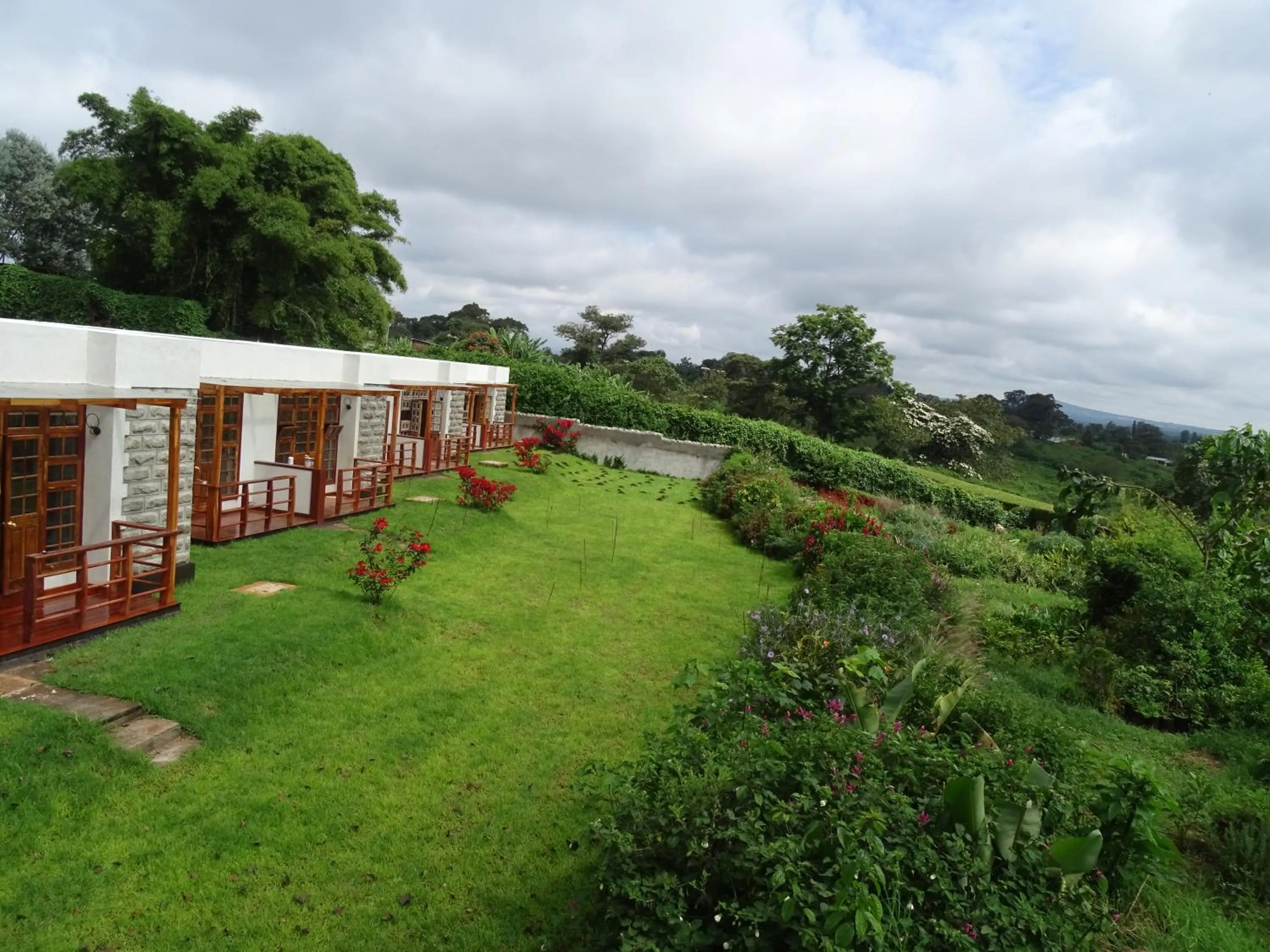 Property building in Le Pristine Wellness and Healing Hotel