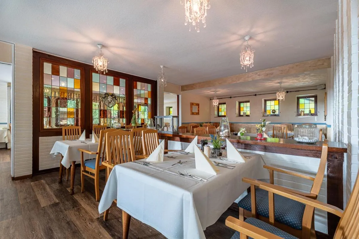 Restaurant/places to eat in Hotel Zur Heidschnucke
