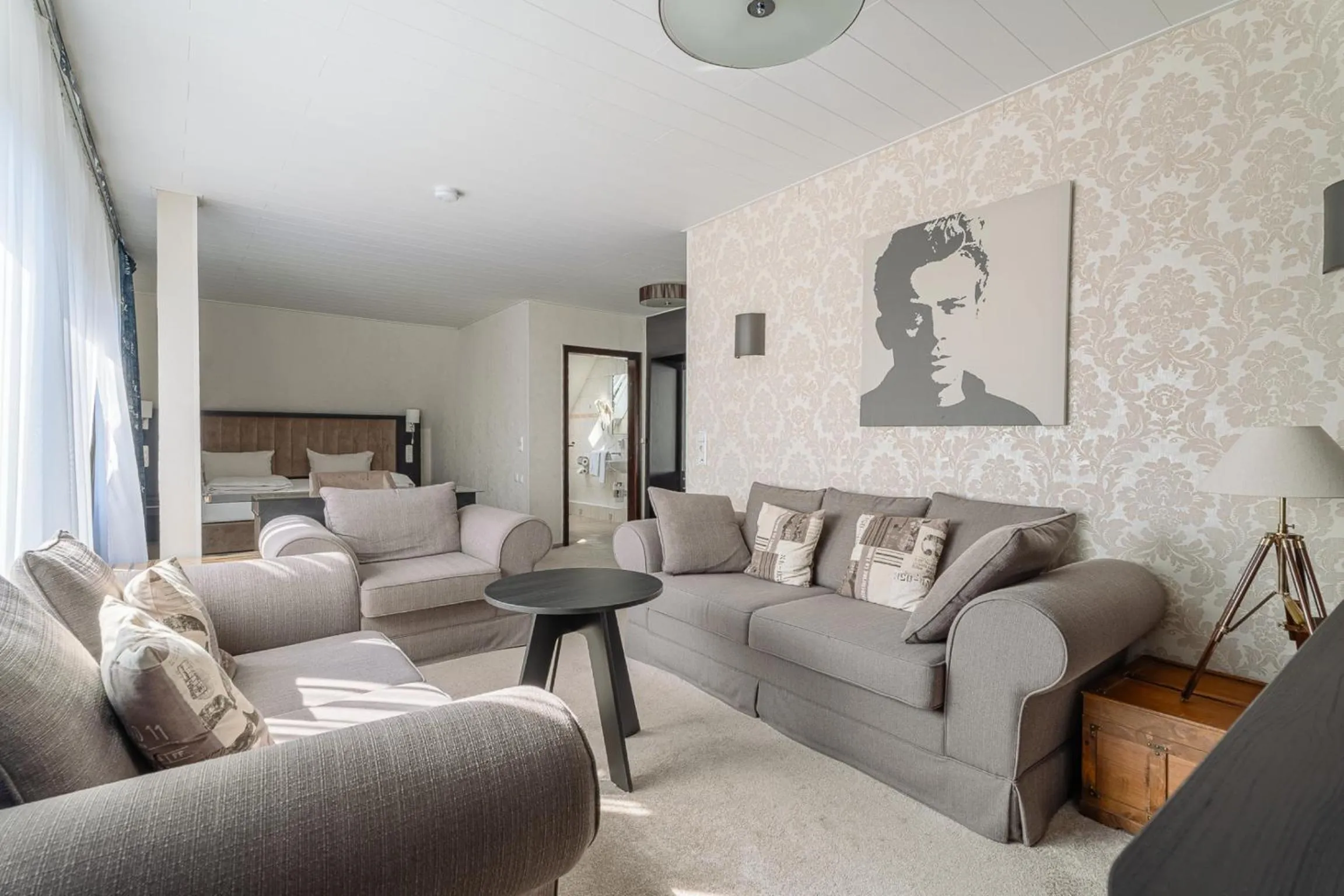 Seating area in Hotel Zur Heidschnucke