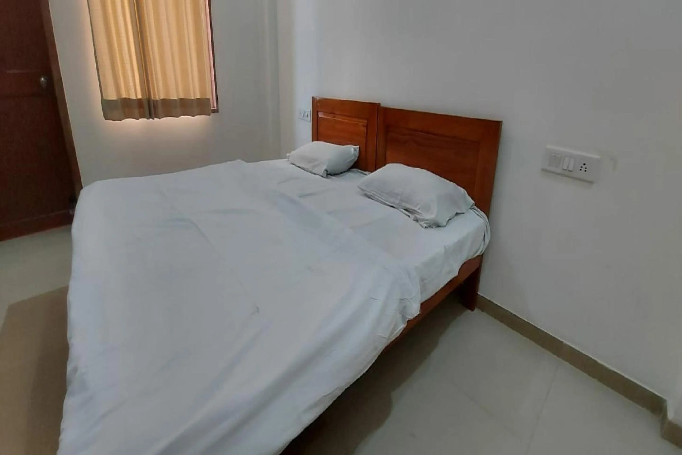 Bedroom, Bed in SPOT ON by OYO Shyam Dharamshala