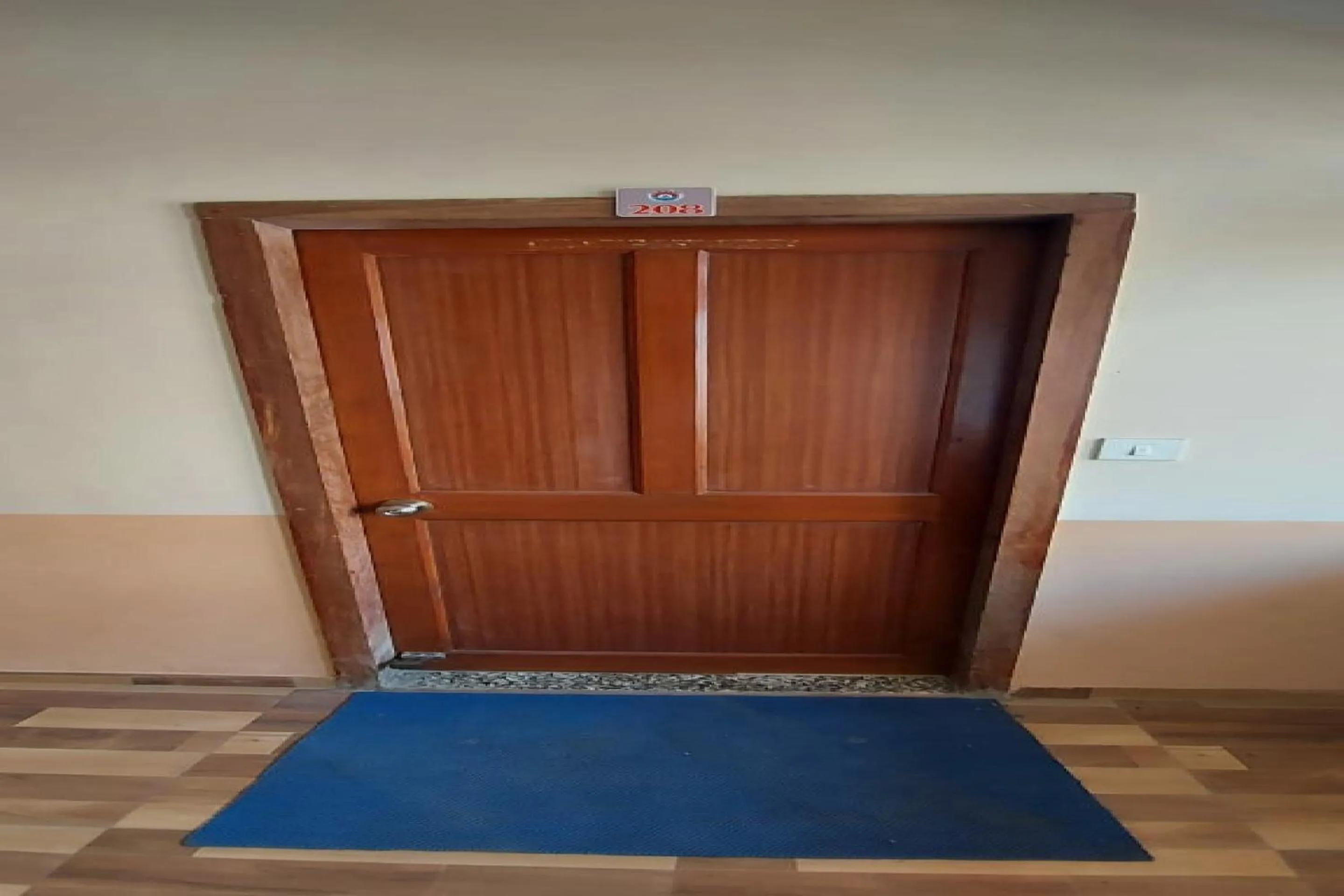 Lobby or reception in SPOT ON by OYO Shyam Dharamshala