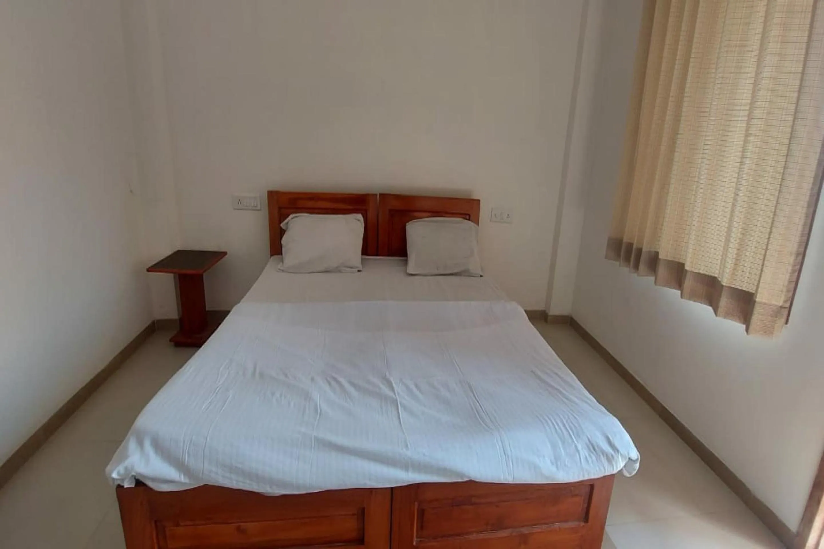 Bedroom, Bed in SPOT ON by OYO Shyam Dharamshala