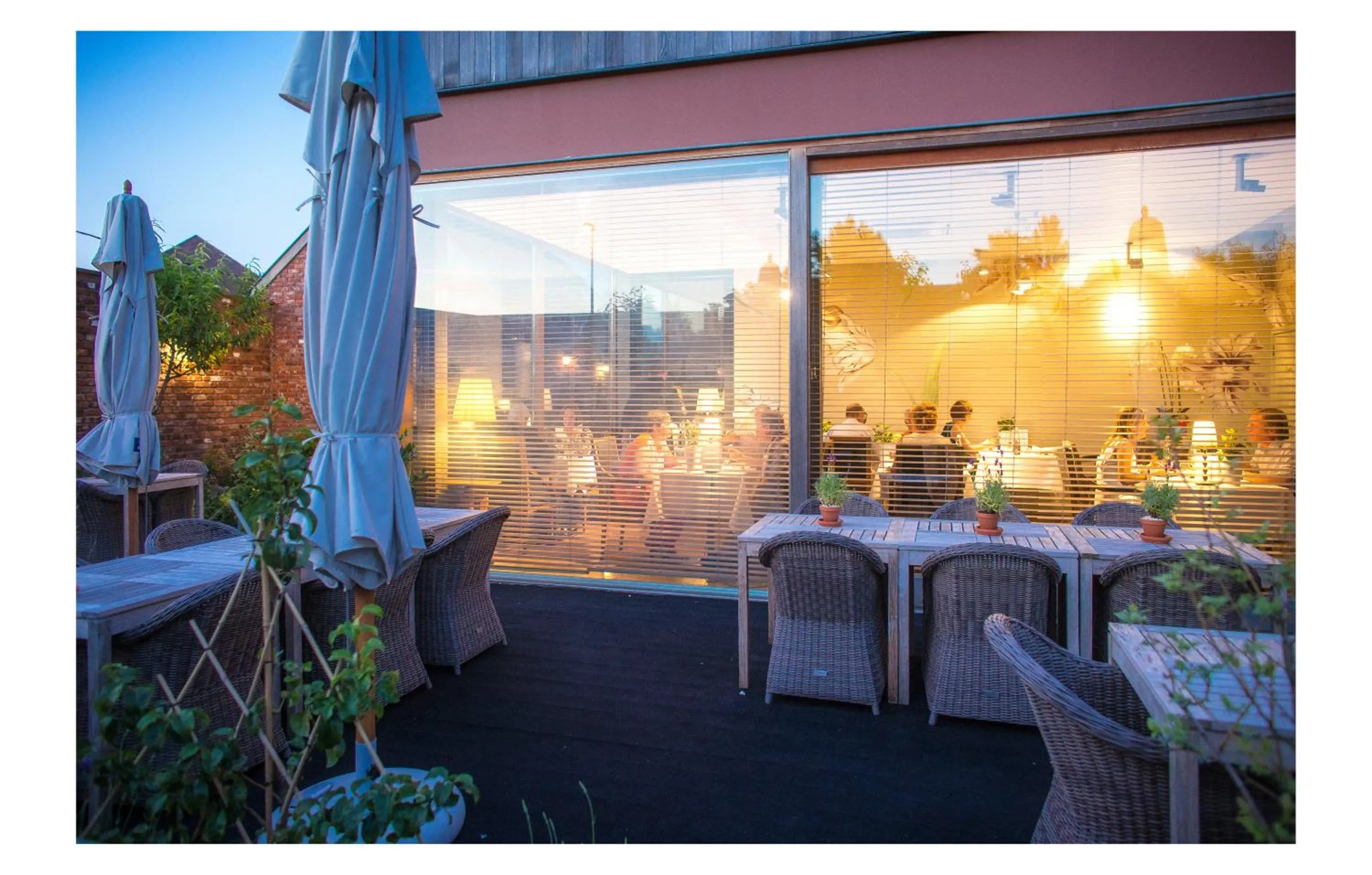 Restaurant/places to eat in Hotel Restaurant Vous lé Vous